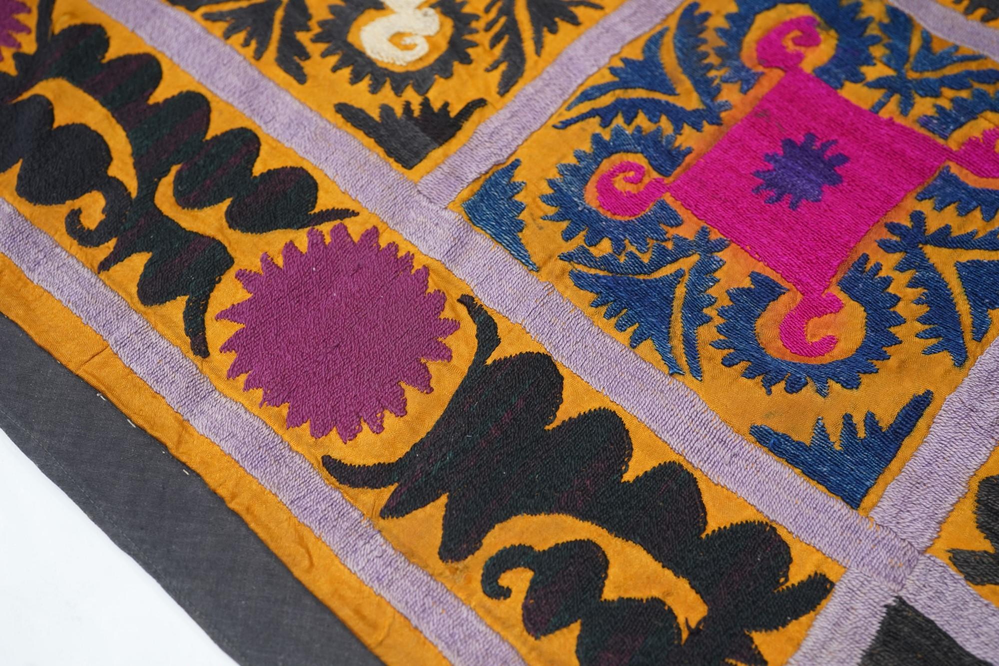 Early 20th Century Uzbak Suzani Rug 3'10'' x 4'0
