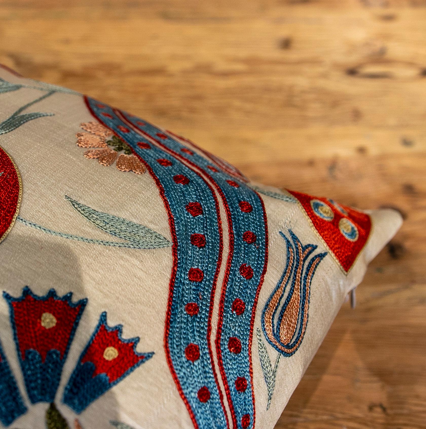 Uzbekistan Suzani Cushion Made of Silk and Cotton Fabric in Bright Colours 5