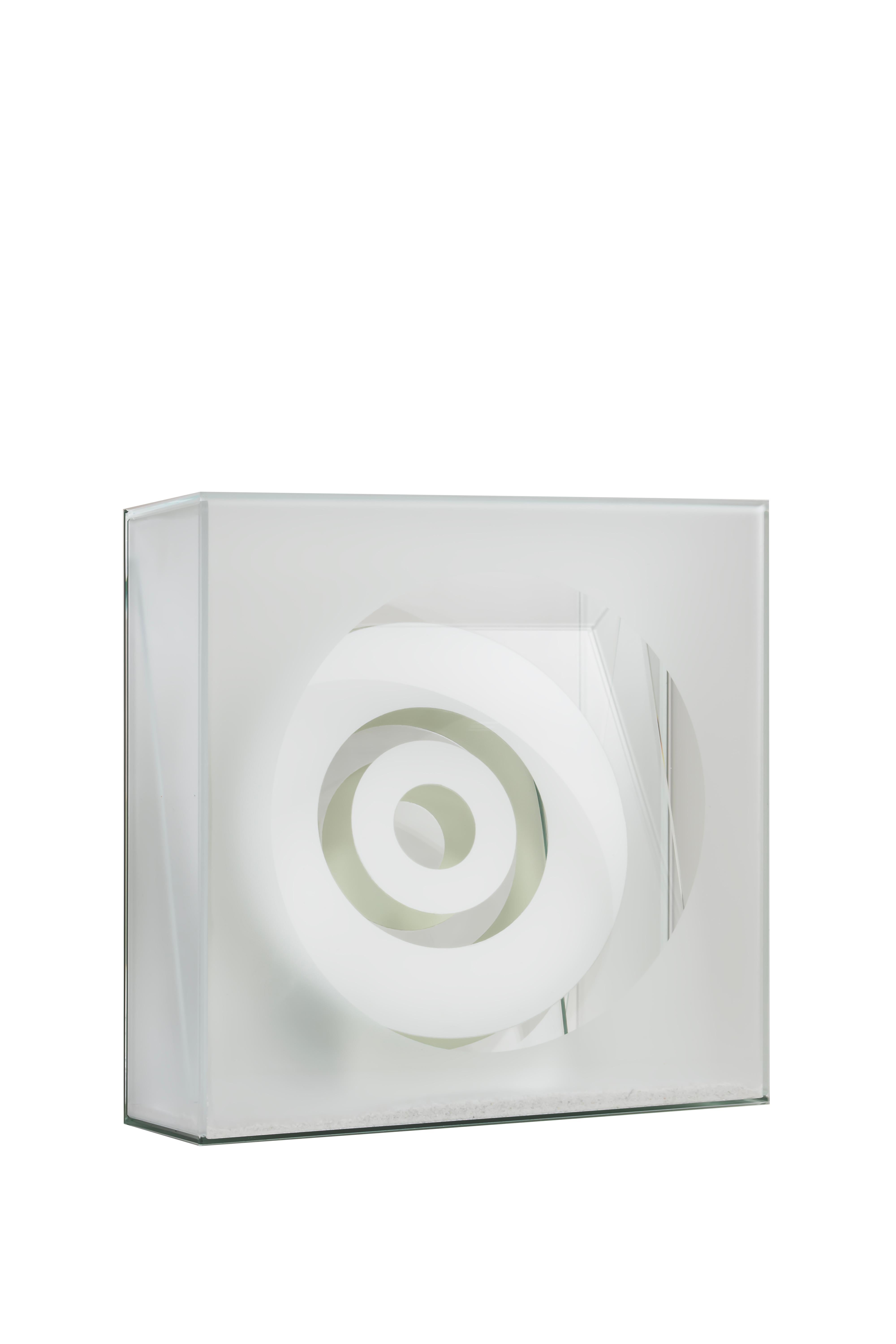V 6 Showcase Table Lamp In New Condition For Sale In Monte Porzio Catone, RM