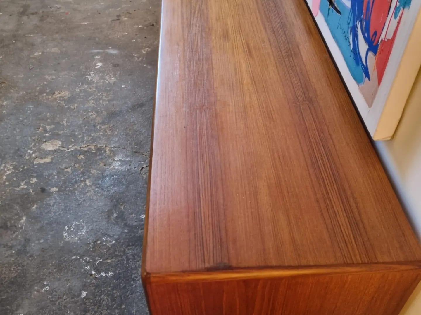 V. B. Wilkins Sideboard for G-Plan England 1960s, Fresco Collection In Good Condition For Sale In PEGO, Alicante