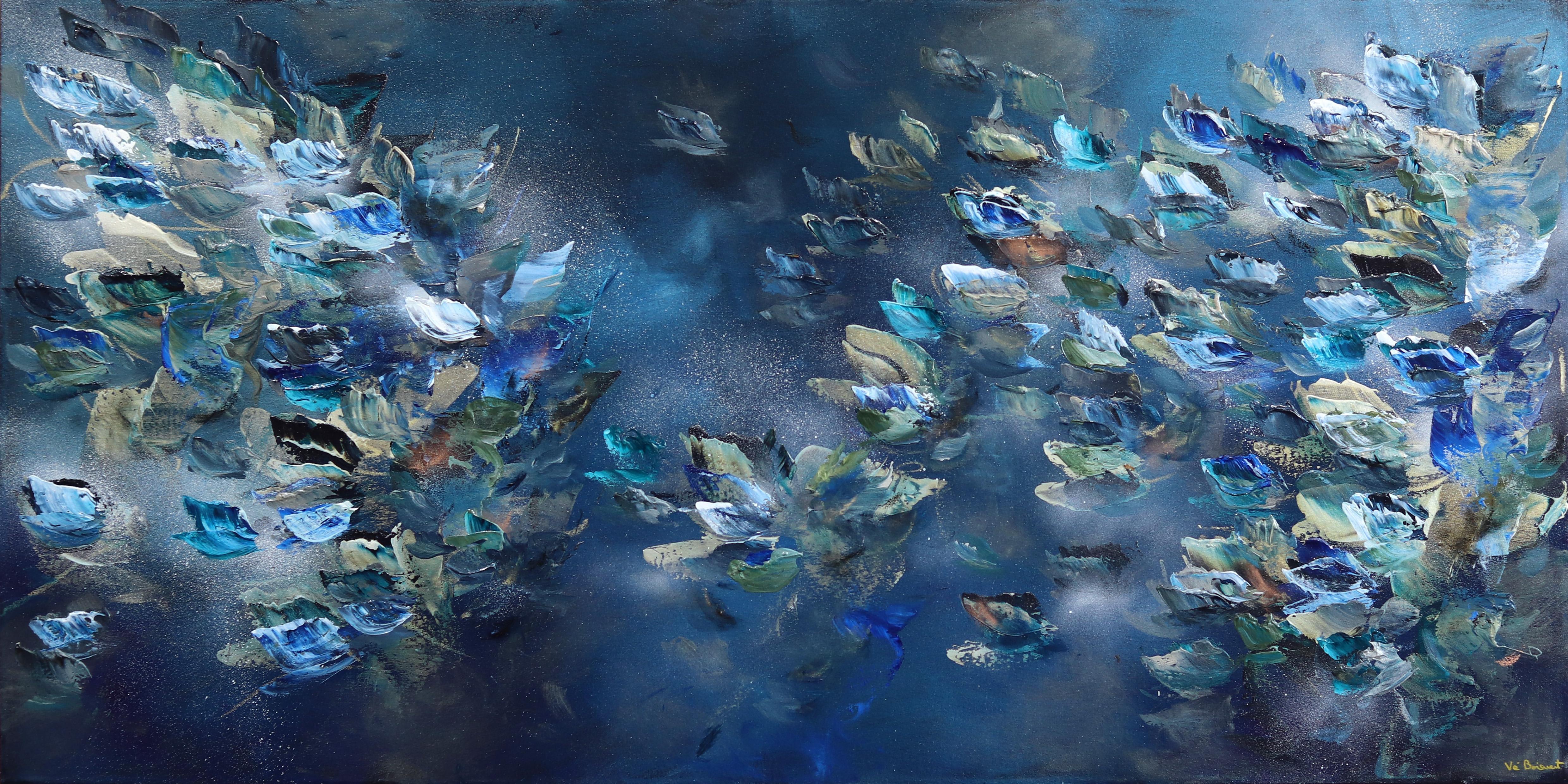 Landscape Painting di Vè Boisvert - P'longer dans L'Ocean - Pittura astratta floreale di colore blu intenso