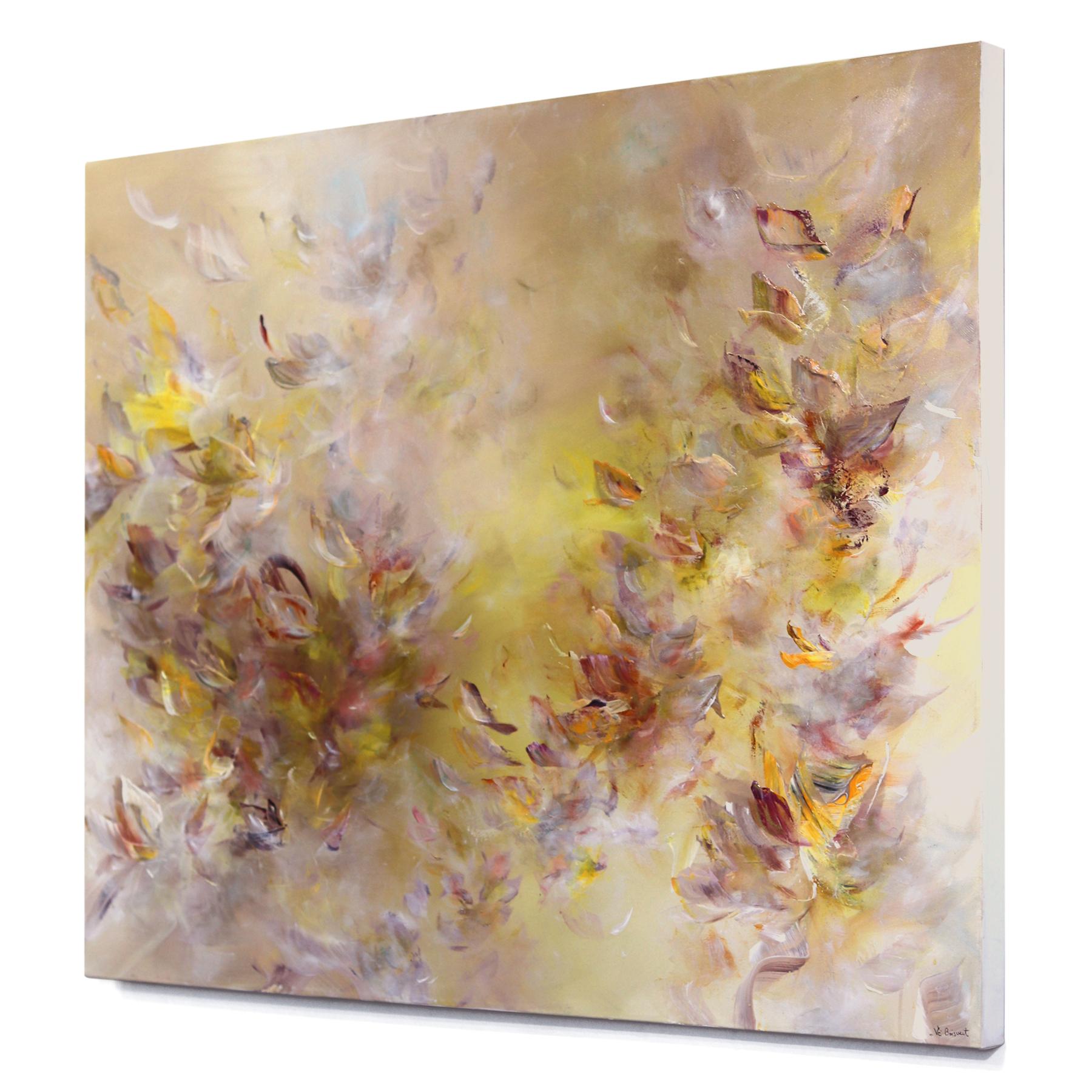 Solar Plexus - Ätherische abstrakte goldgelbe texturierte Blumenmalerei (Beige), Landscape Painting, von Vè Boisvert