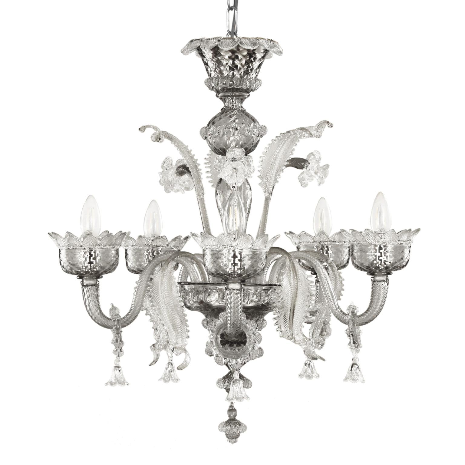 Klassischer handgefertigter Kronleuchter mit 5 Armen aus hellgrauem Muranoglas von Multiforme
