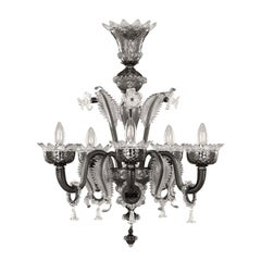 Lampadario in stile veneziano a 5 bracci in vetro di Murano grigio con dettagli chiari di Multiforme