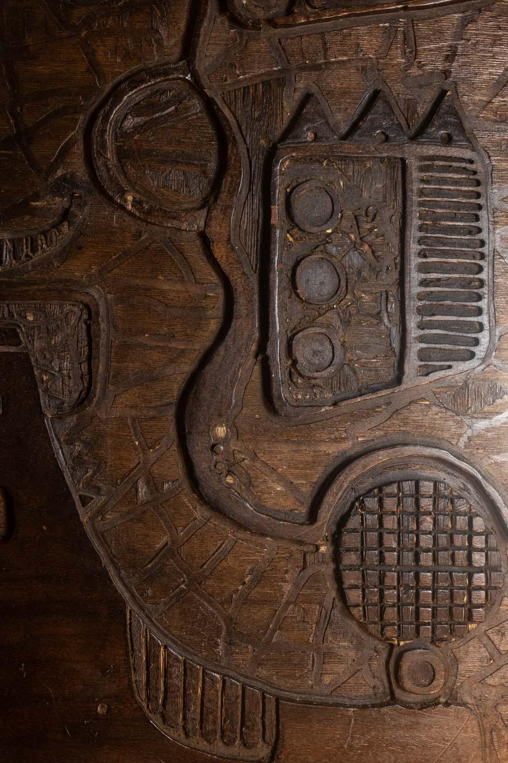 V. de Segonzac. Modernistisches Triptychon aus geschnitztem Holz. Zeitgenössisch. im Angebot 3