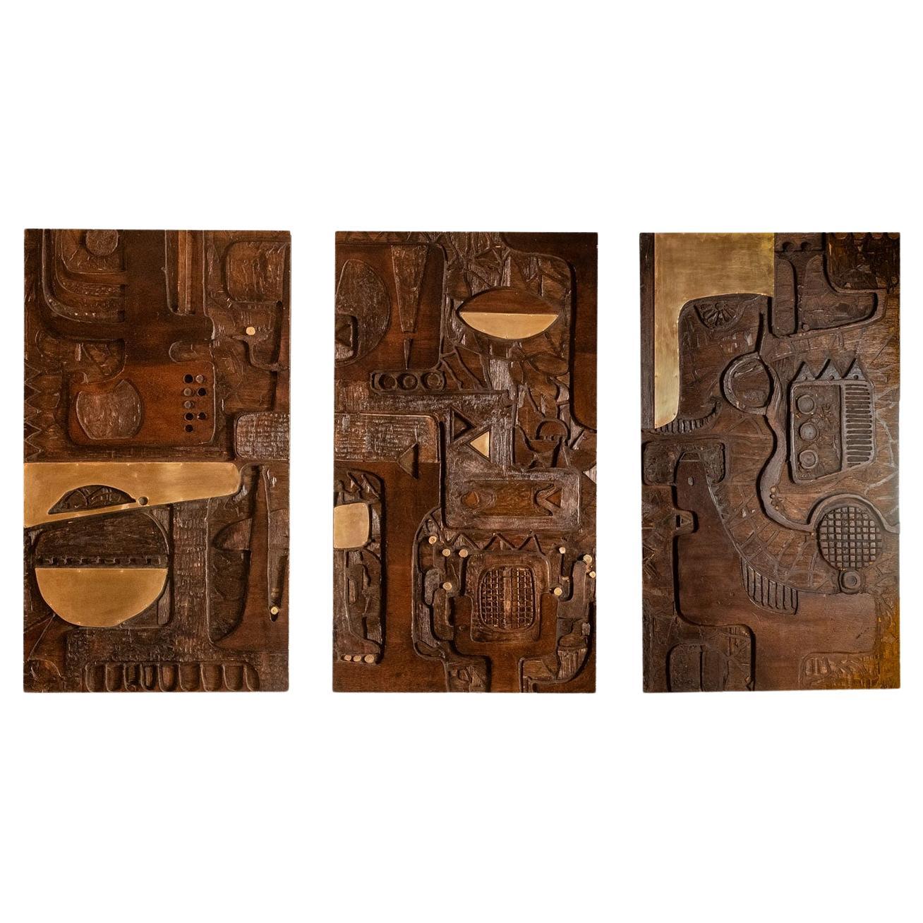 V. de Segonzac. Modernistisches Triptychon aus geschnitztem Holz. Zeitgenössisch.