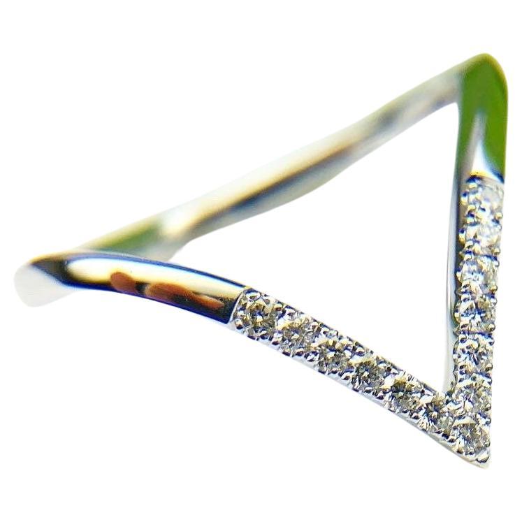 Such a lovely V ring, can be wedding band, thumb ring, marriage ring, promise ring so many variations it looks stunning with amazing workmanship made in platinum with fine diamonds(VS clarity, F color) in size 8 and can be re-sized to any
