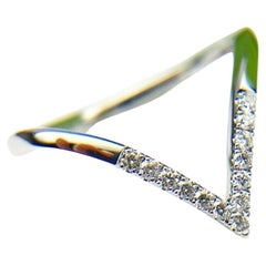 V diamond ring platinum VS diamonds wedding band size 8 thumb ring