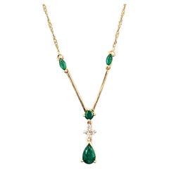V-Tropfen-Diamantenhalskette aus 10k Gelbgold