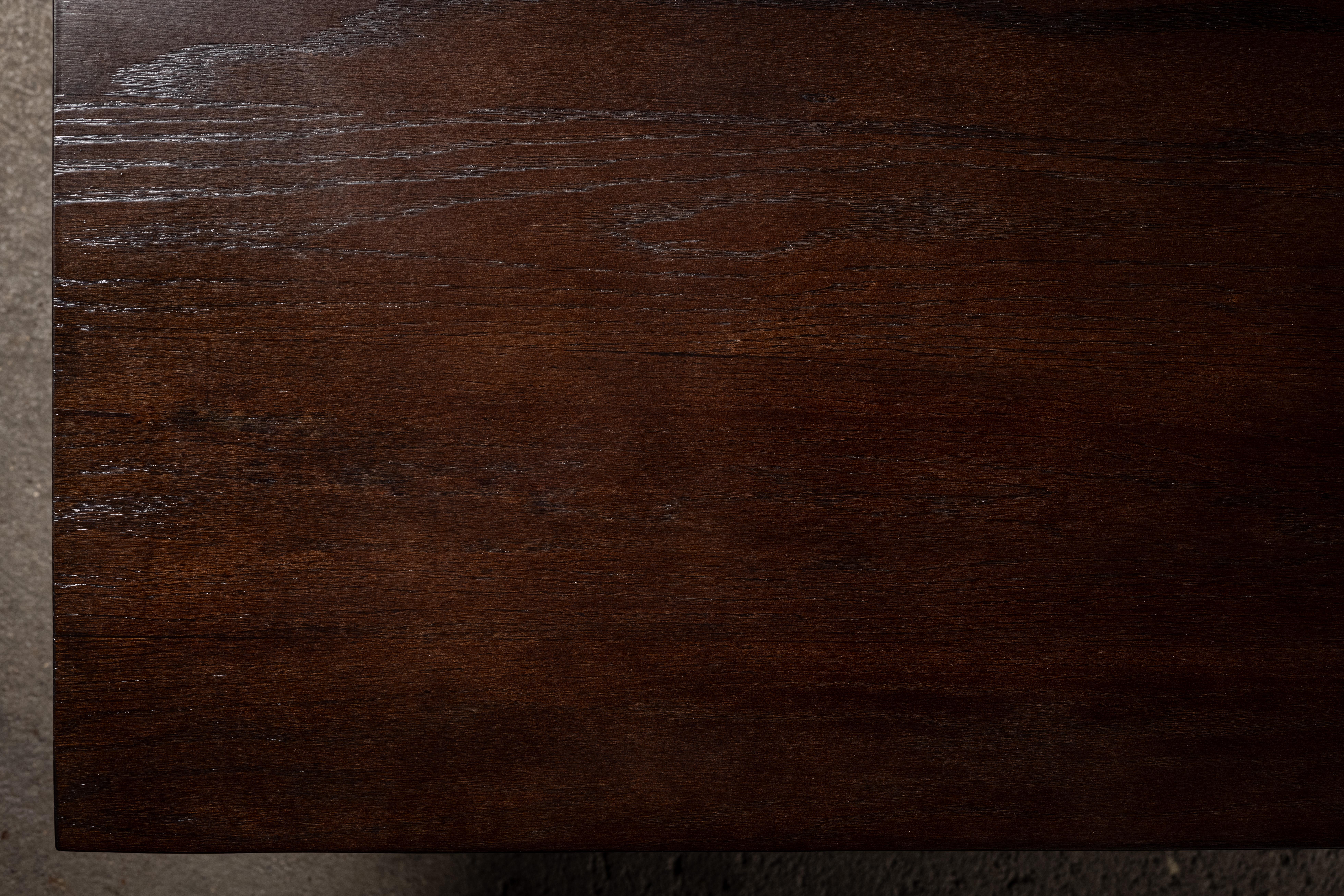 V Hand-Crafted Dining Table in Solid Walnut by No Age Studio In New Condition For Sale In Geneve, CH