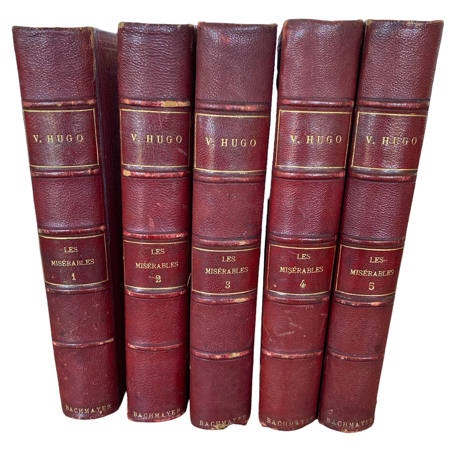 Victor Hugo Les Misérables in French - Leather Bound Antique Title 5 volumes For Sale 1