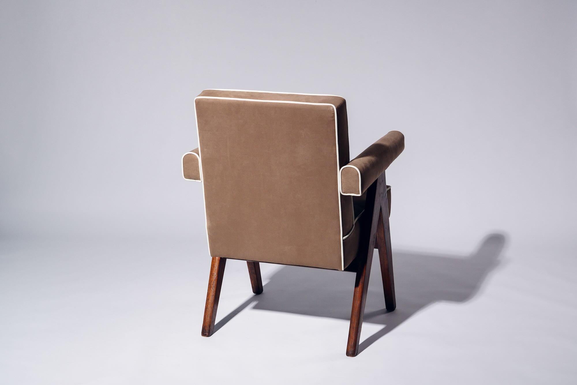Indiano V-leg Committee Chair by Pierre Jeanneret for Chandigarh, India, Circa 1953-54 in vendita