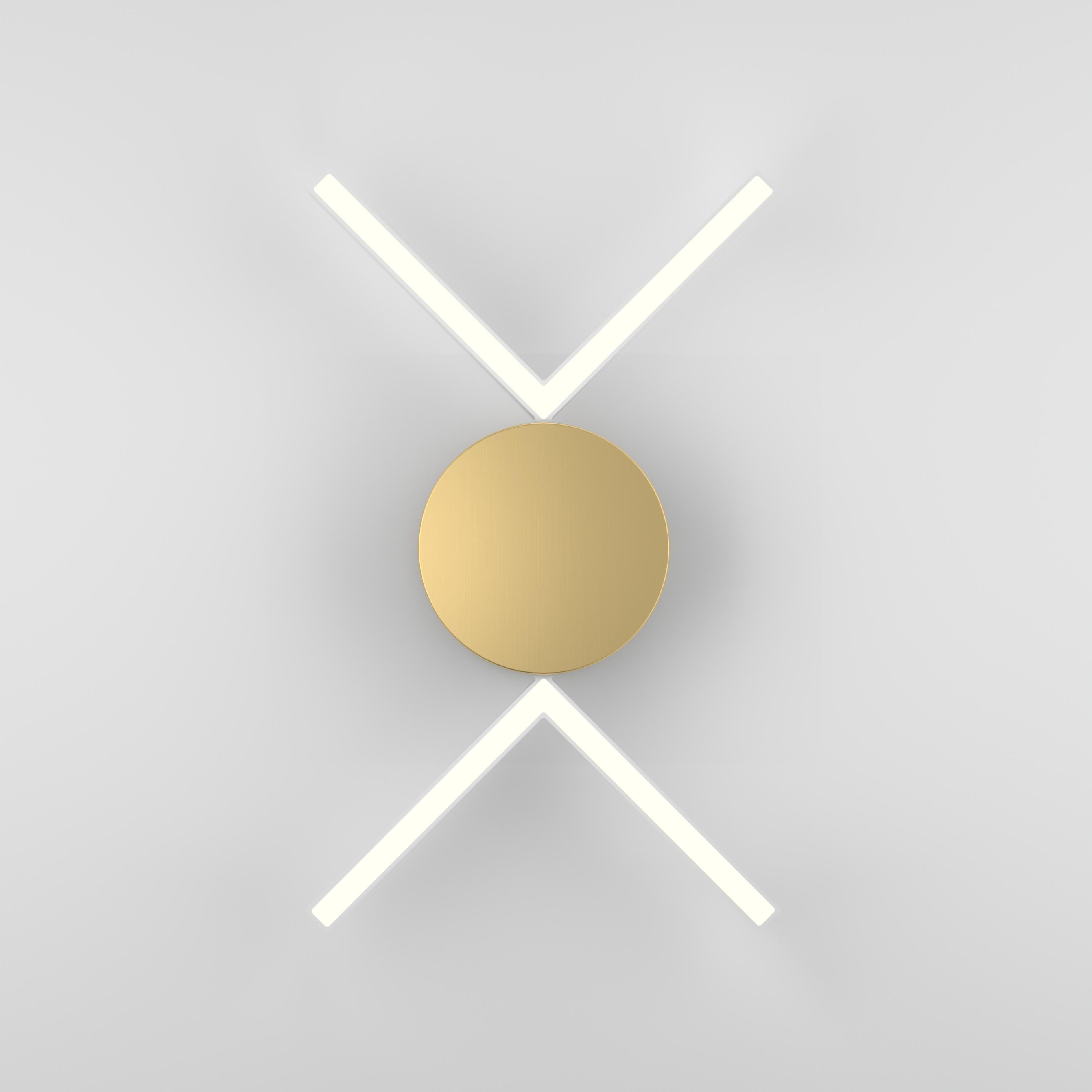 V Lights Nickel Wandleuchte I von Atelier Areti (21. Jahrhundert und zeitgenössisch) im Angebot