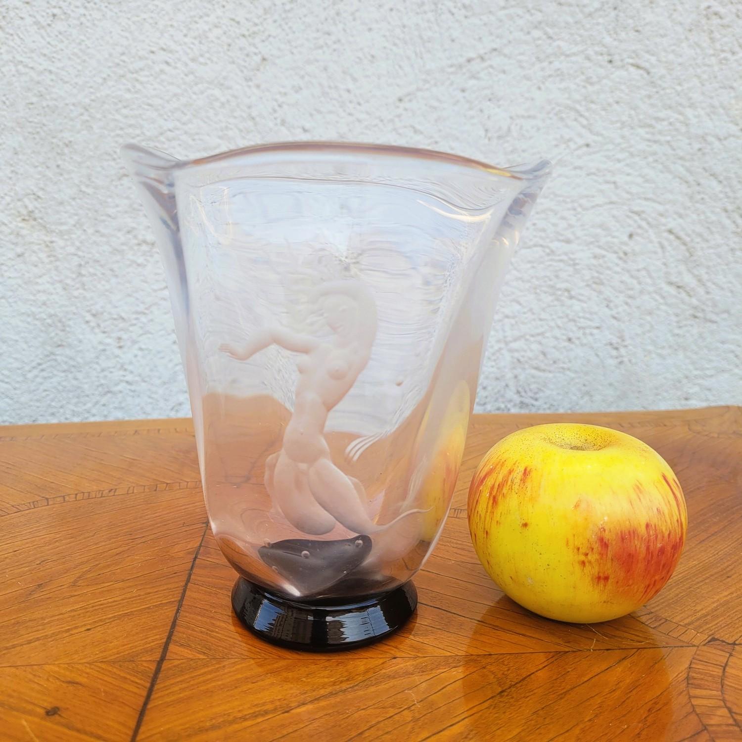 Swedish V Lindstrand - Orrefors, Mermaid Vase, 20th Century For Sale