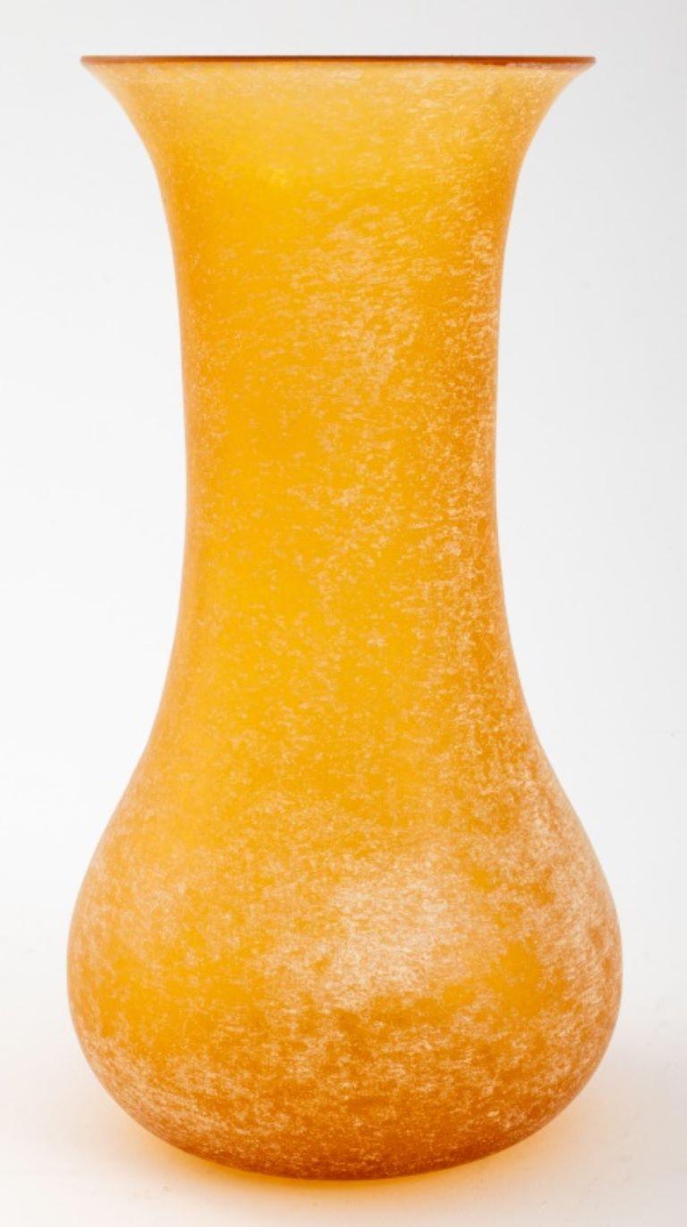 V. Nason & C Venetian Murano Glass Vase ca.1980s In Good Condition For Sale In New York, NY