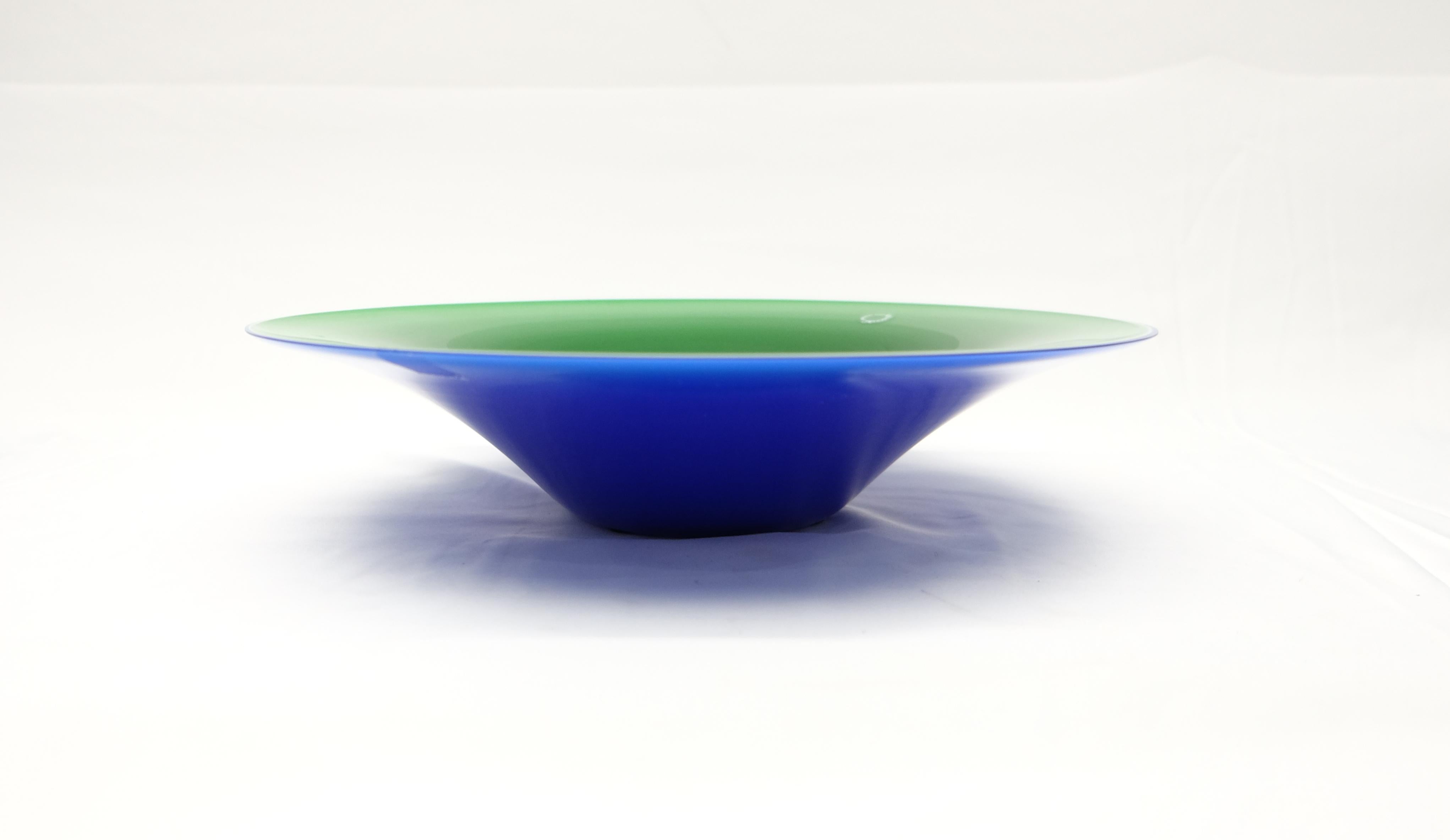 V. Nasson & C. Murano art glass plate / bowl Italy. Blue and green composition. Stunningly elegant.