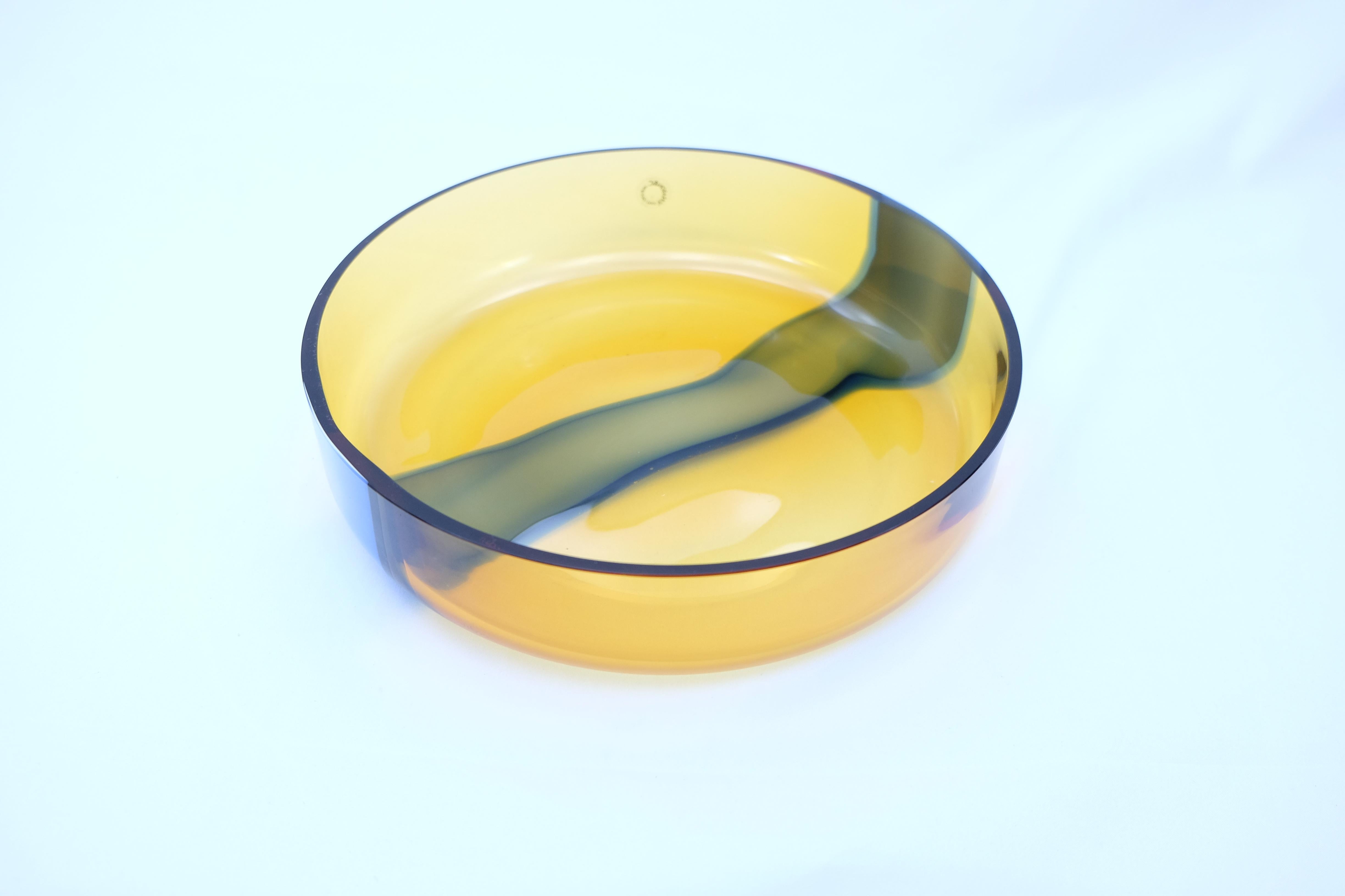 V. Nasson & Co. Vintage Hand Blown Murano Glass Bowl Yellow and Blue For Sale 2