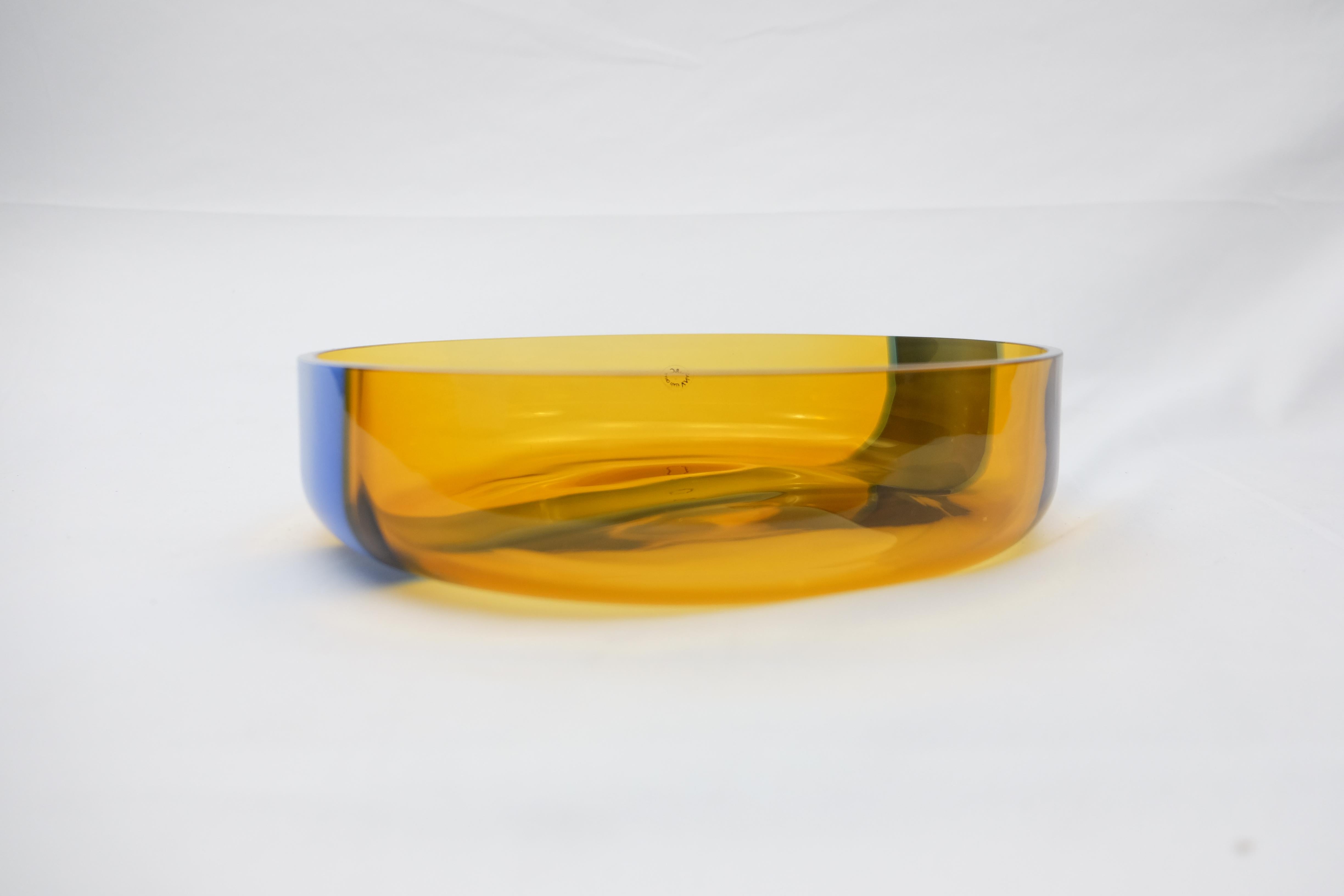 V. Nasson & Co. Vintage Hand Blown Murano Glass Bowl Yellow and Blue For Sale 3