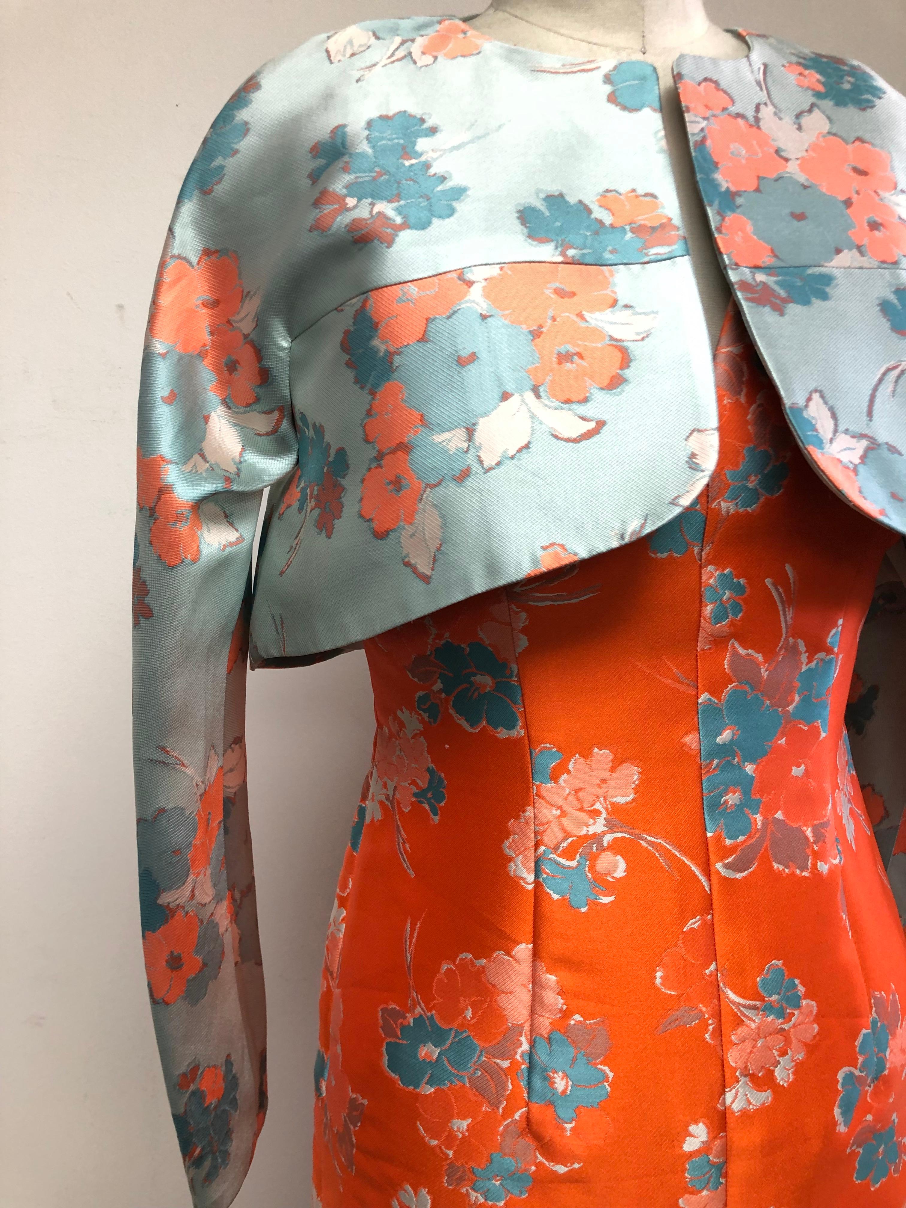 V Neck Slim Dress and Jacket in Delightful Orange and Blue Floral Print  For Sale 6