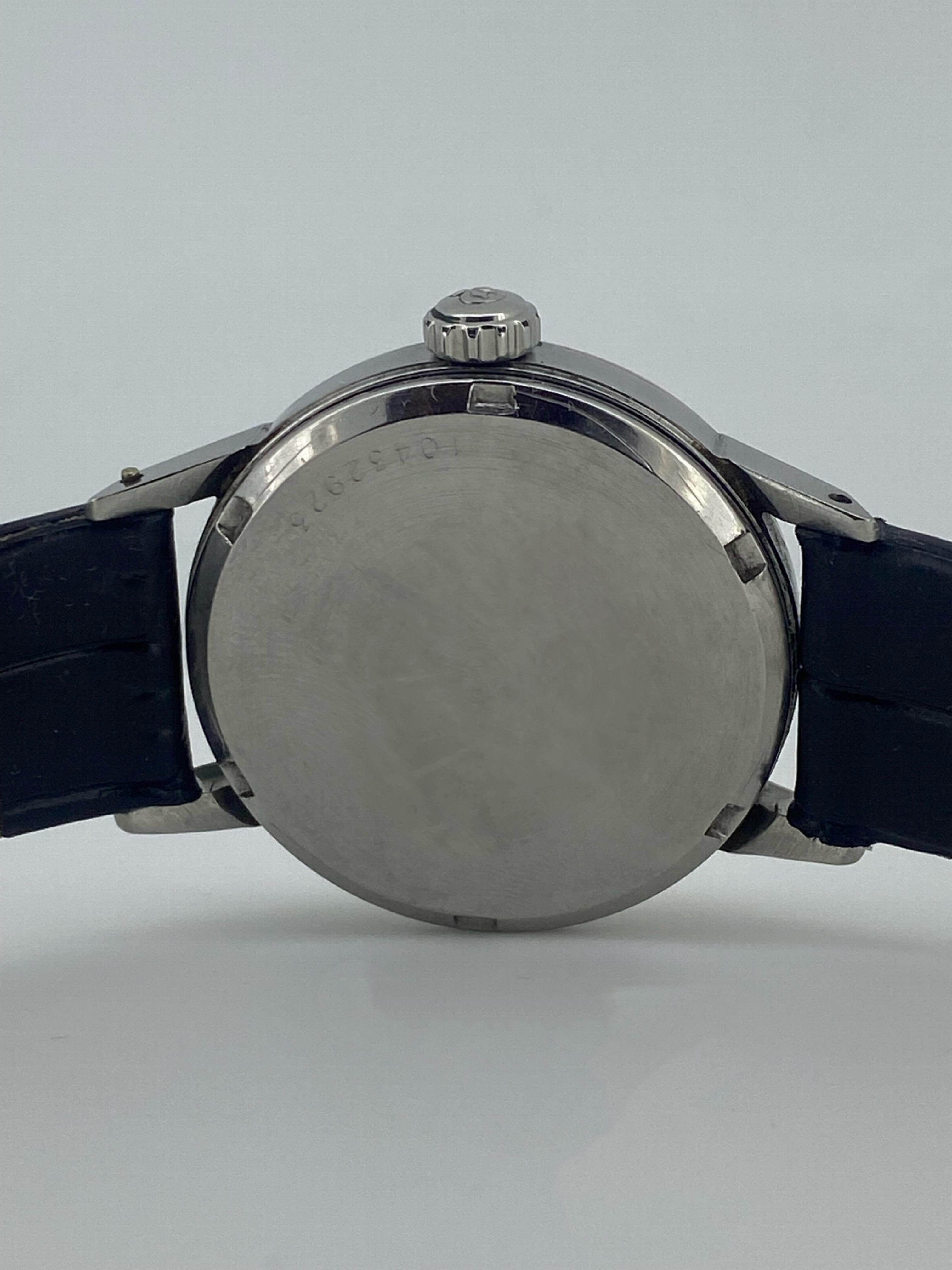 Rare Omega Military c1943 Caliber 100 Rose Gold Bezel Watch. All Original Parts. For Sale 1