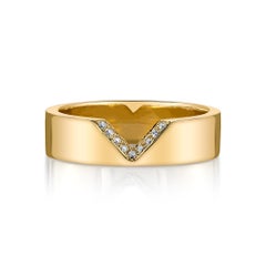 Anillo de diamantes en forma de V y oro amarillo de 14 quilates
