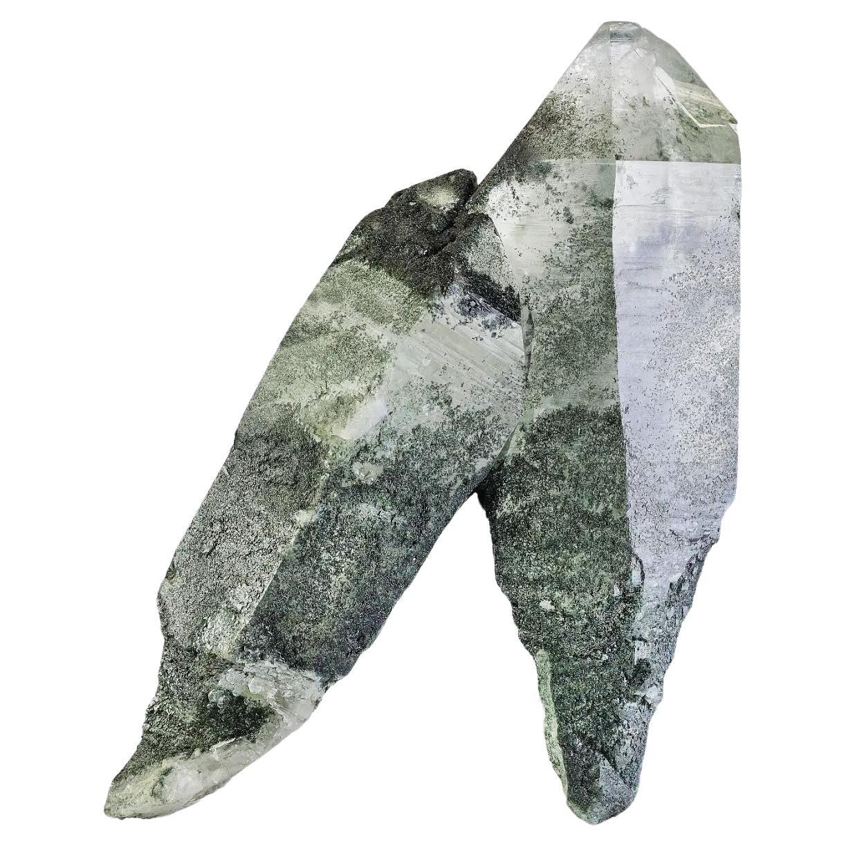V-shape Green Chlorite Crystal Included Quartz Specimen from Pakistan For Sale