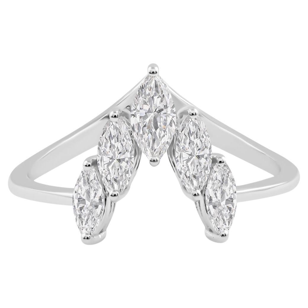 Anello impilabile con diamanti marquise a forma di V e Chevron da 0,58 carati SI/HI in oro bianco 18 carati