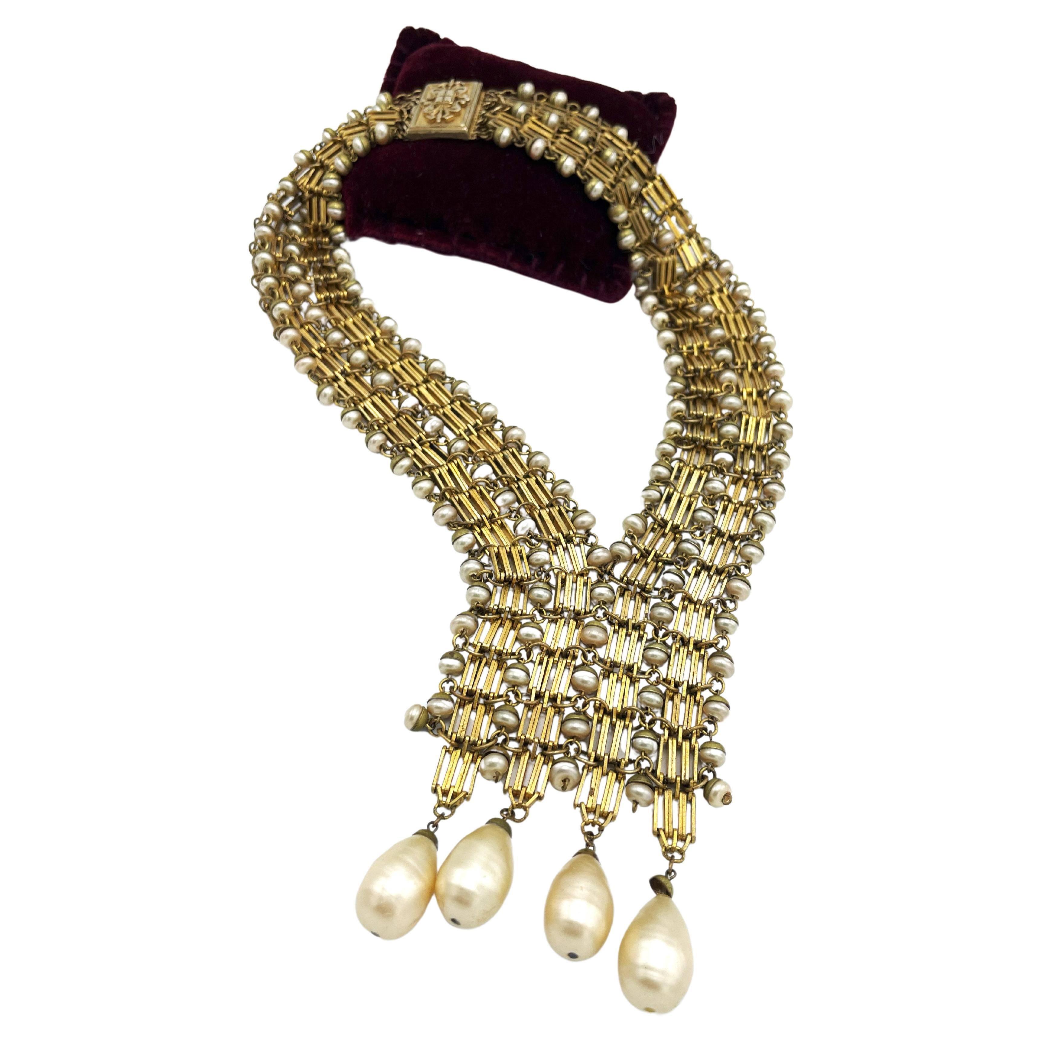 V-SHAPED NECKLACE, early 1940's, gold plated, handmade pearls, Made in France  For Sale