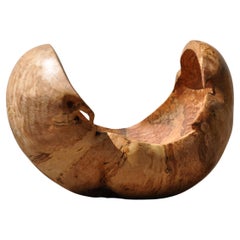V1346 Vessel in Natural Beech Wood by Jörg Pietschmann
