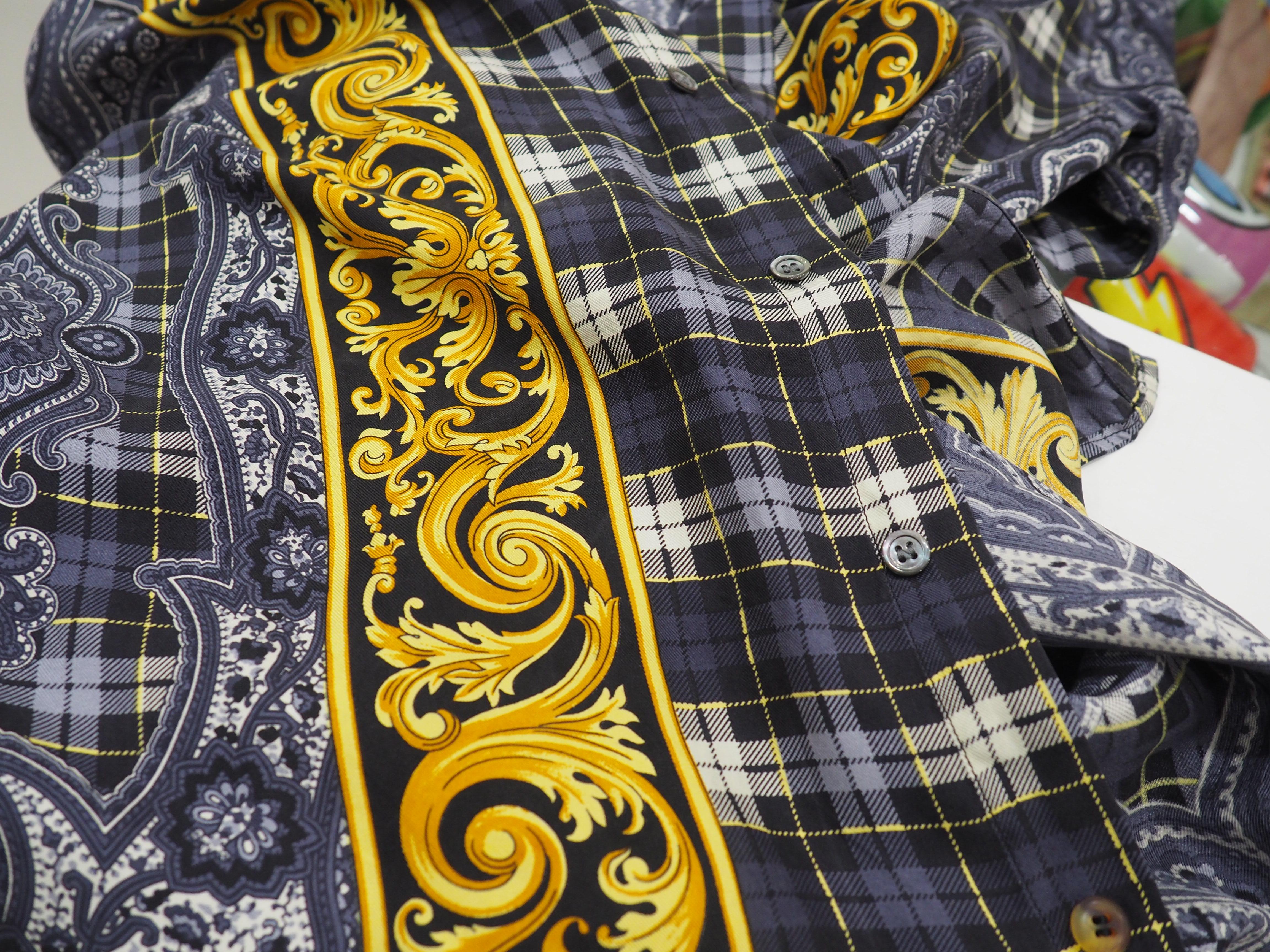 V2 by Gianni Versace Shirt 3