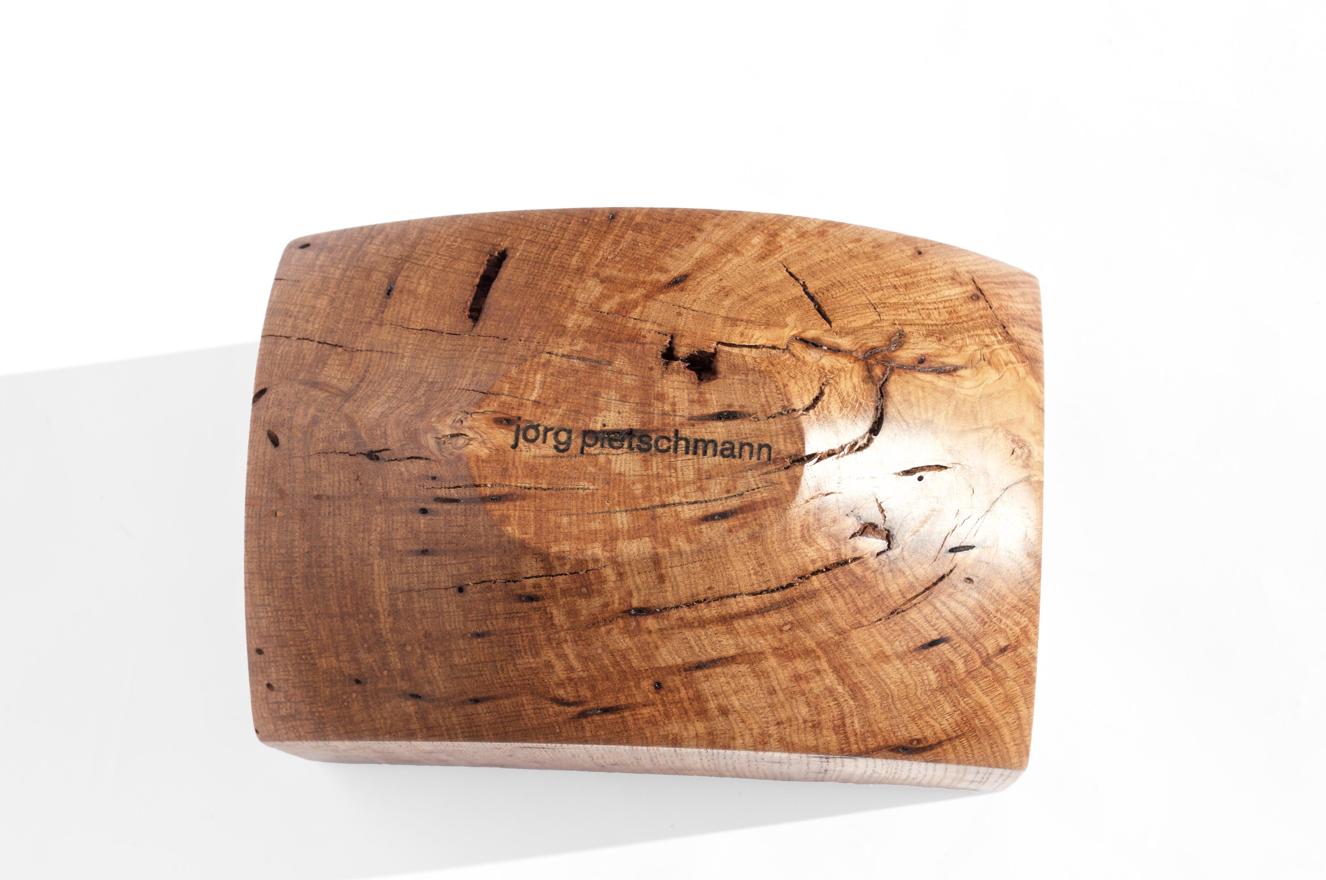 Other V21044 Vessel in Natural Oak Wood by Jörg Pietschmann For Sale