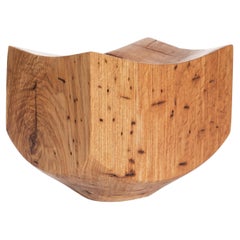 V21044 Vessel in Natural Oak Wood by Jörg Pietschmann