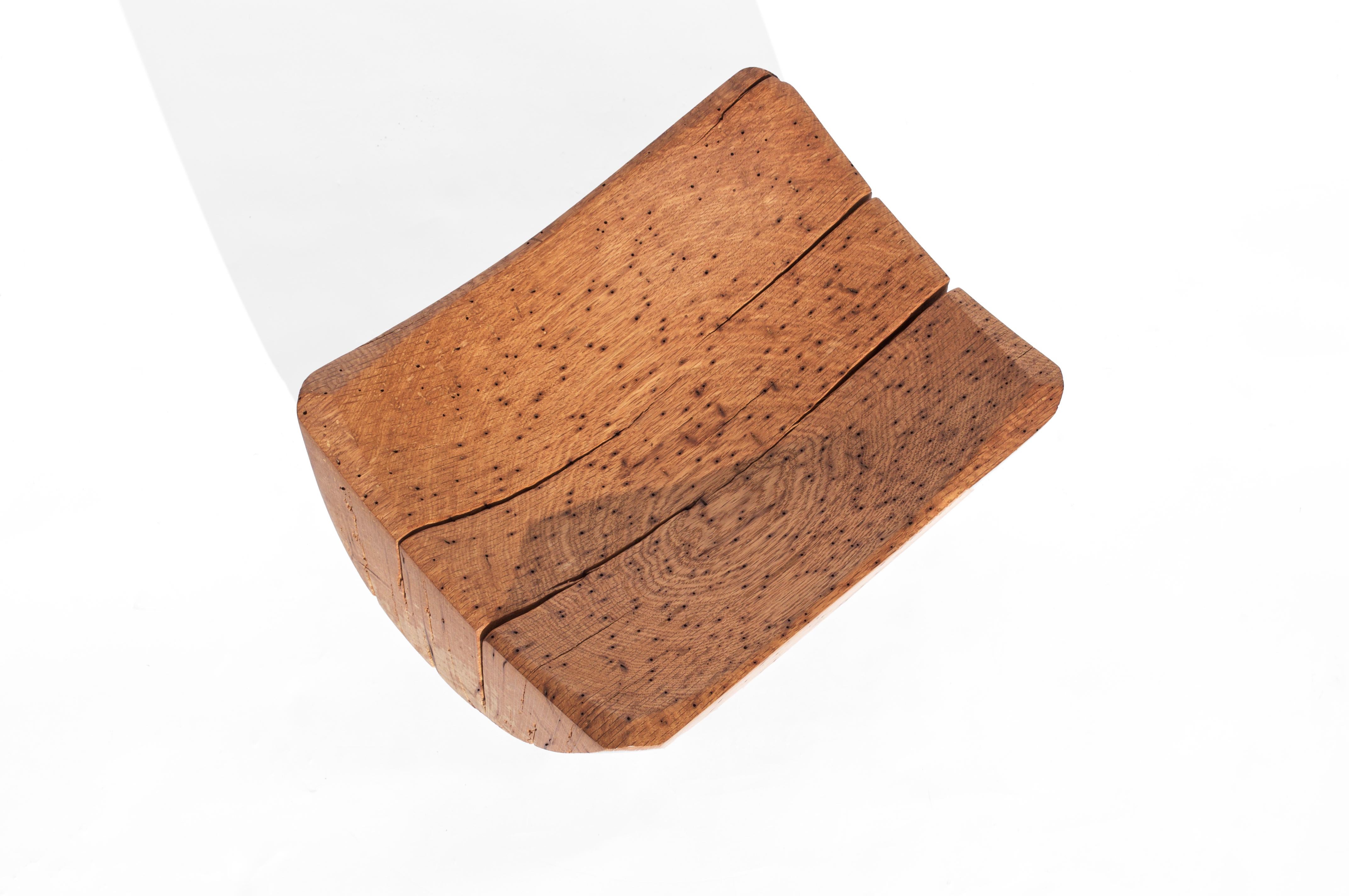 V21074 Vessel in Natural Oak Wood by Jörg Pietschmann For Sale 8
