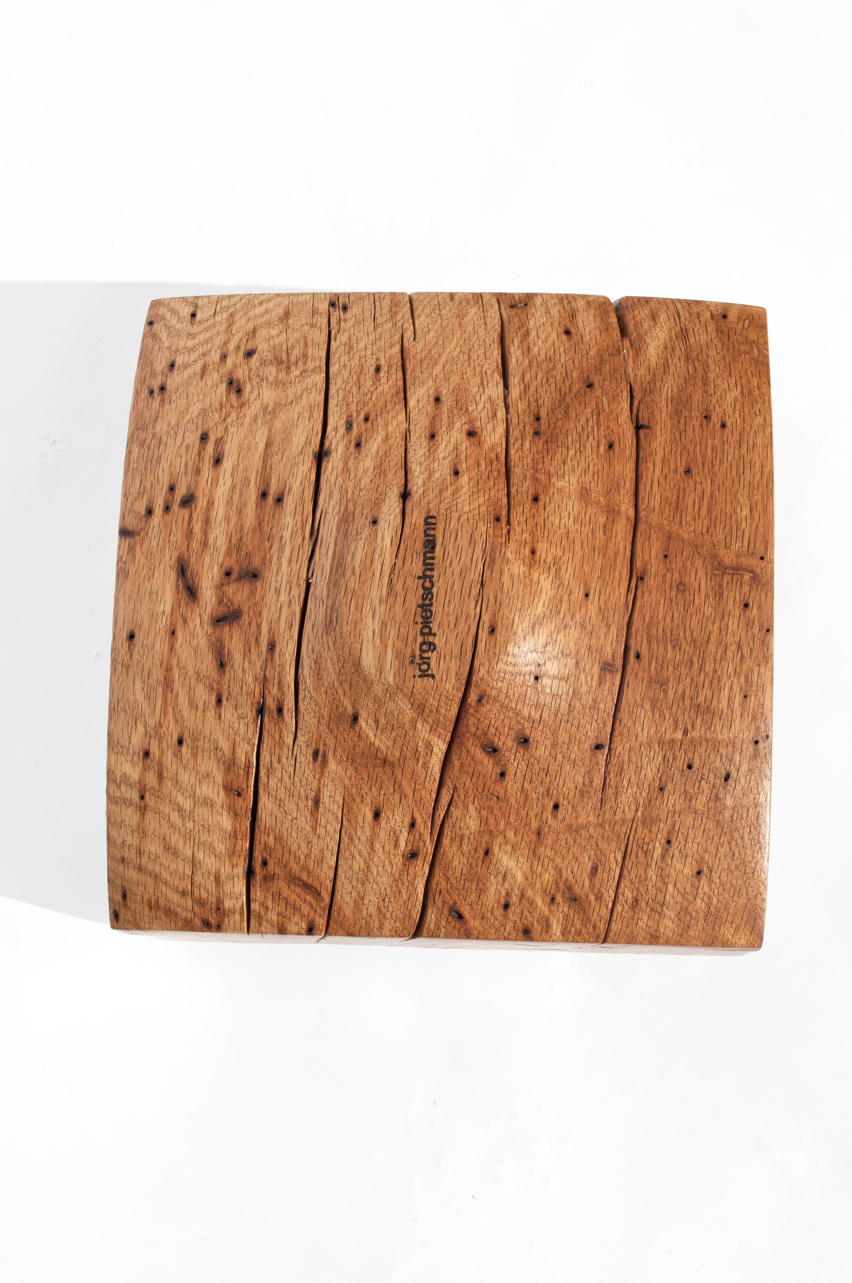 V21094 Vessel in Natural Oak Wood by Jörg Pietschmann In Excellent Condition For Sale In Geneve, CH