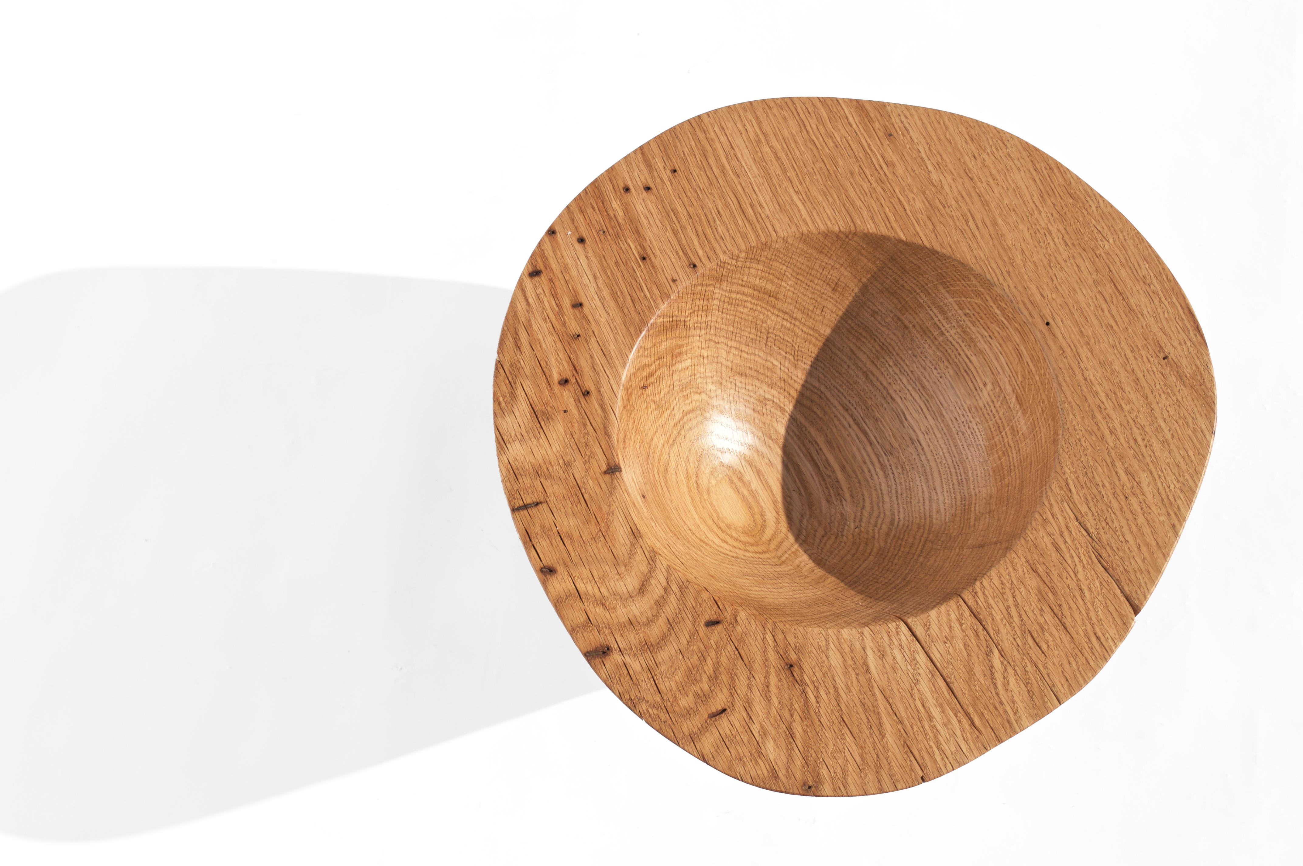 V21114 Vessel in Natural Oak Wood by Jörg Pietschmann For Sale 4