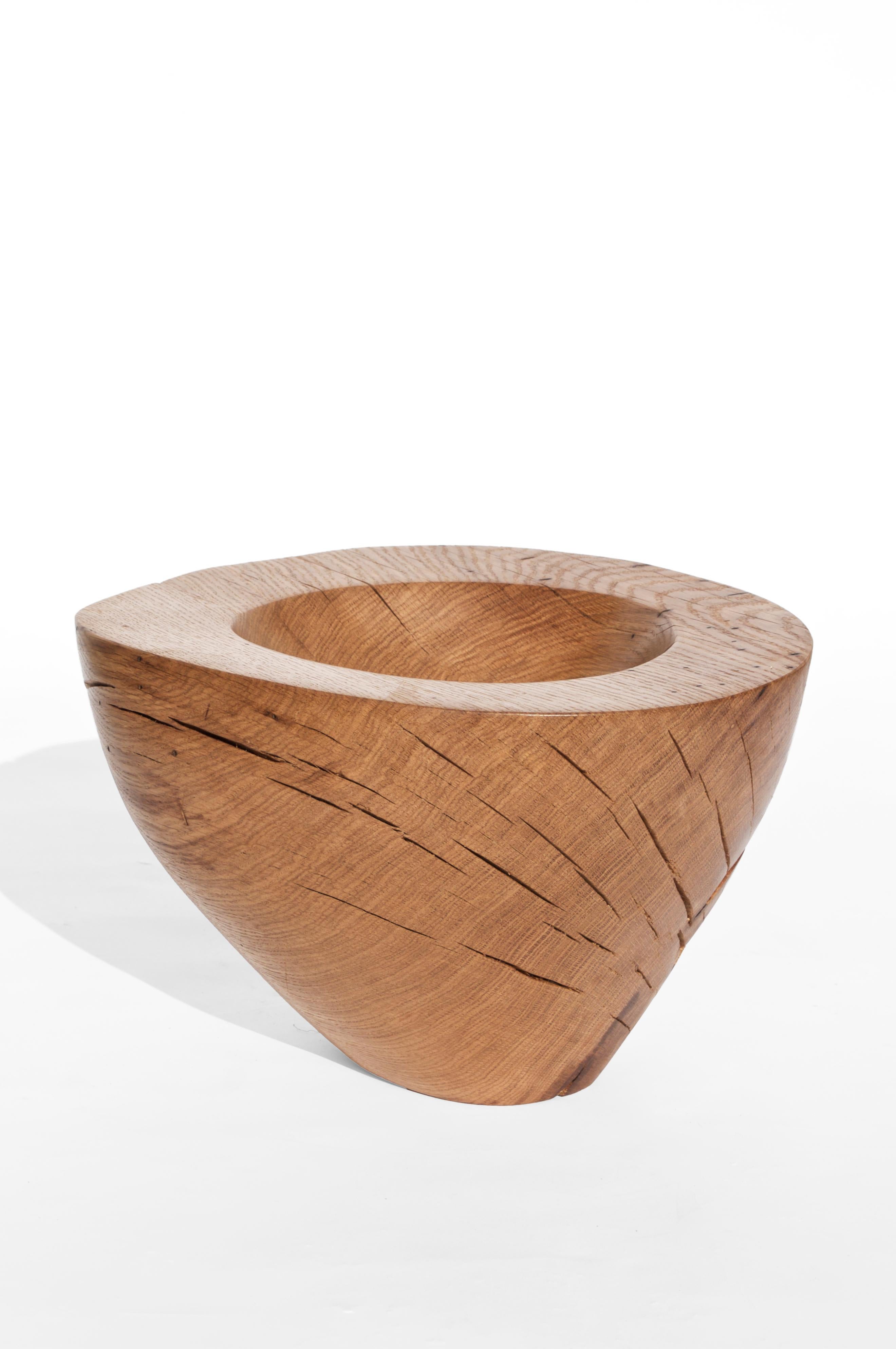 V21114 Vessel in Natural Oak Wood by Jörg Pietschmann In Excellent Condition For Sale In Geneve, CH