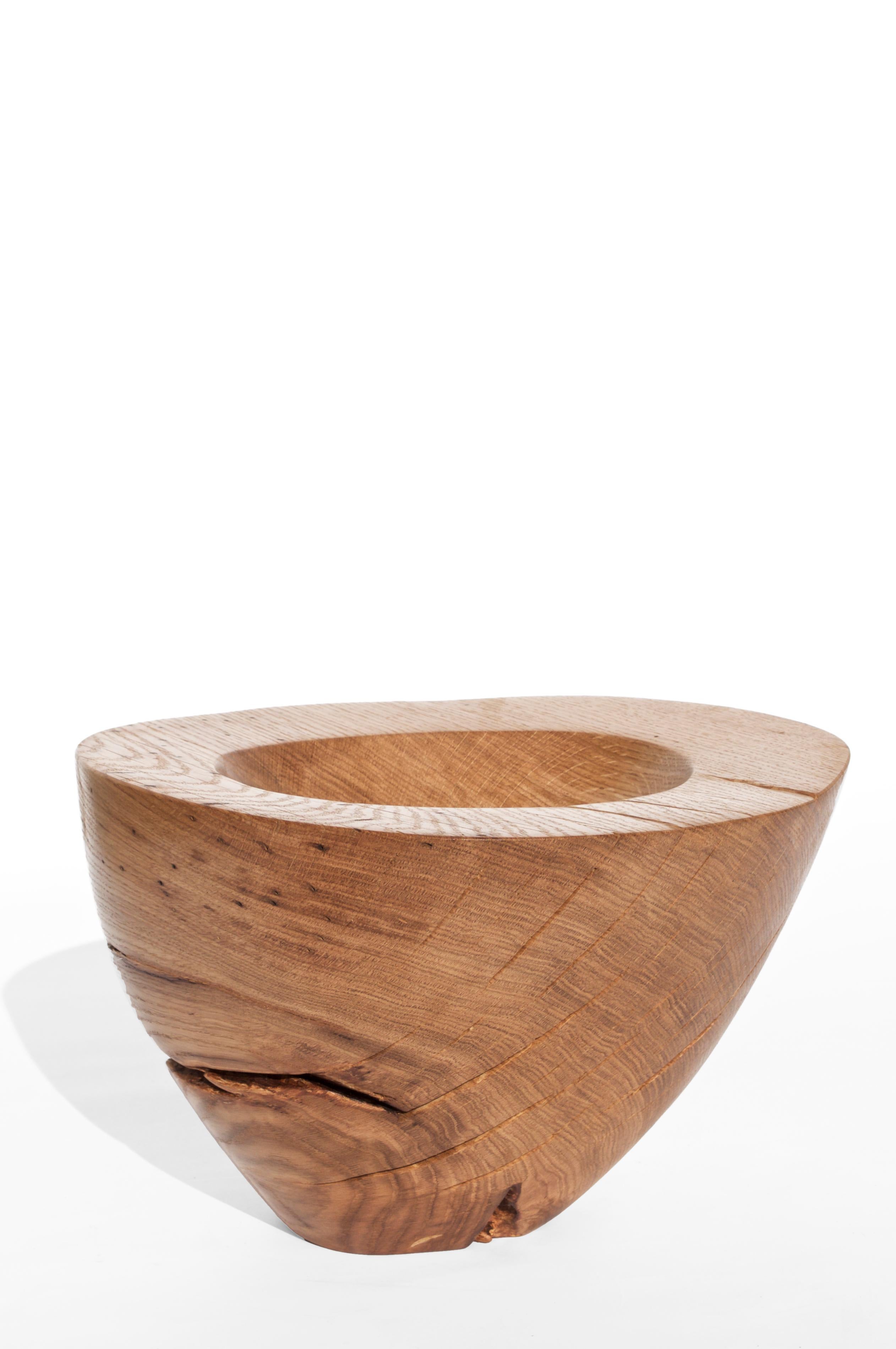 V21114 Vessel in Natural Oak Wood by Jörg Pietschmann For Sale 1
