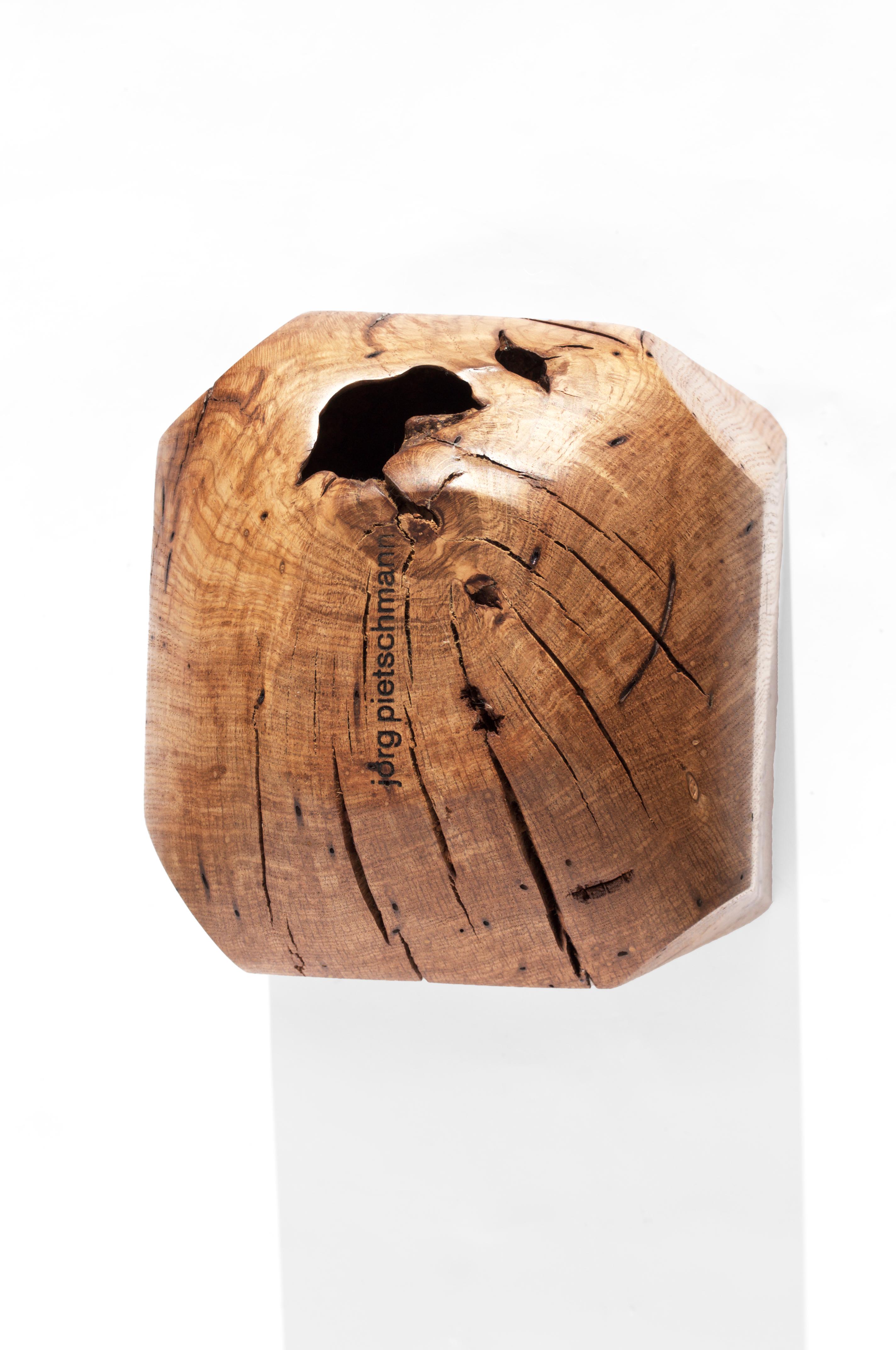 Other V21124 Vessel in Natural Oak Wood by Jörg Pietschmann For Sale