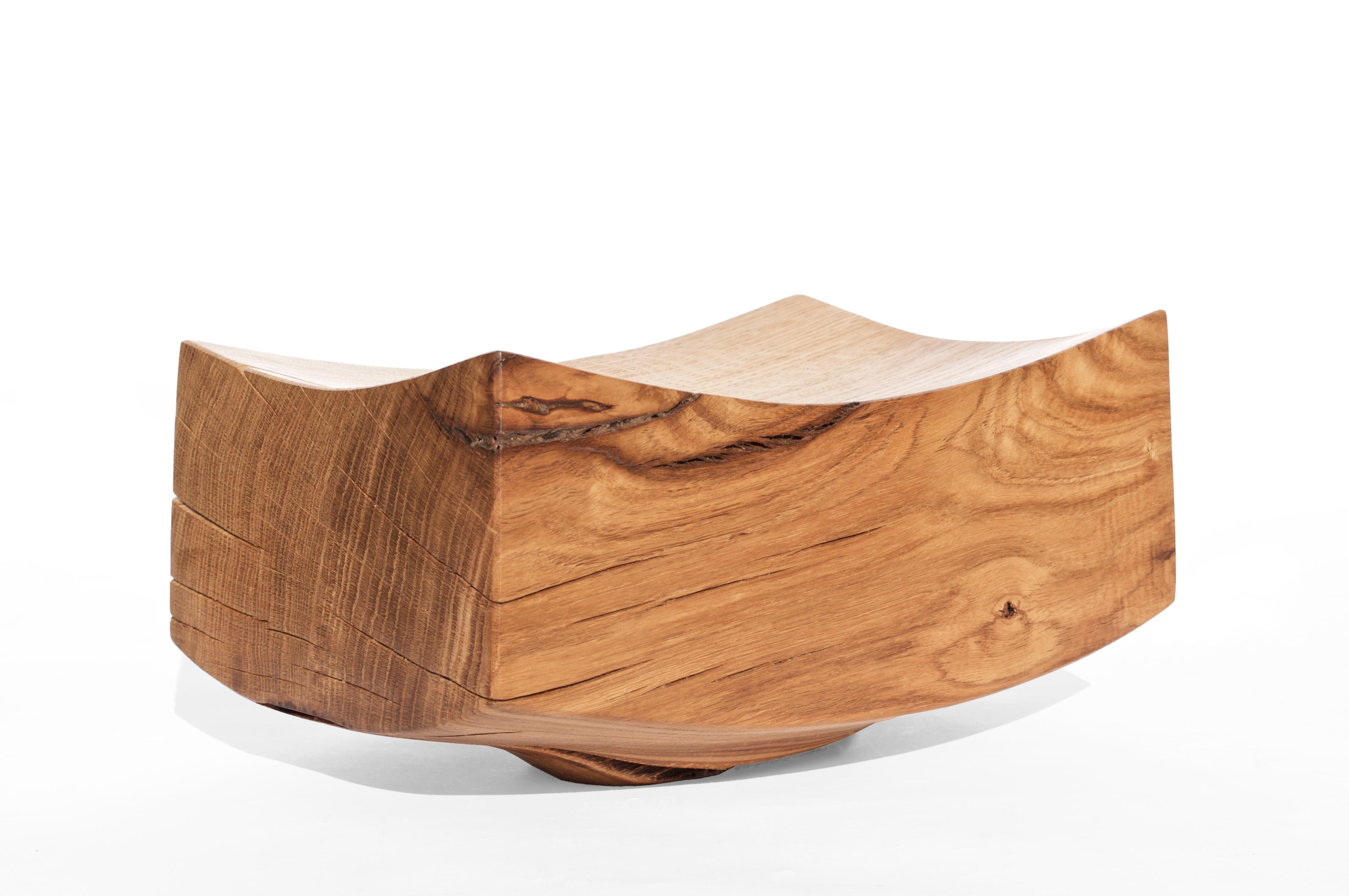 V21144 Vessel in Natural Oak Wood by Jörg Pietschmann For Sale 1