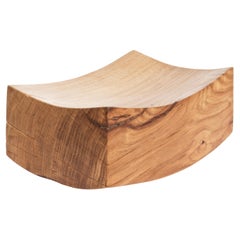 V21144 Vessel in Natural Oak Wood by Jörg Pietschmann