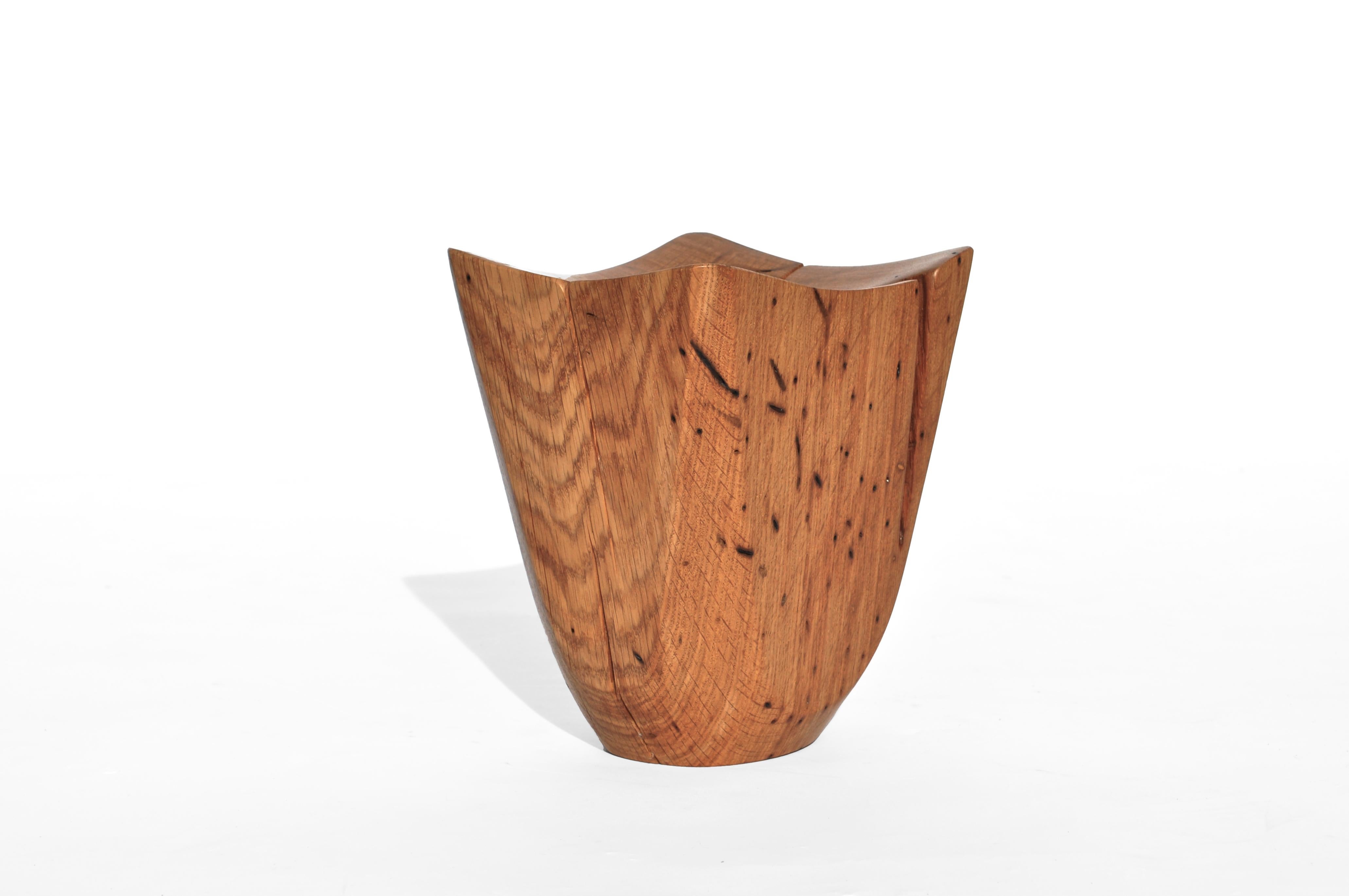 Post-Modern V21174 Vessel in Natural Oak Wood by Jörg Pietschmann For Sale