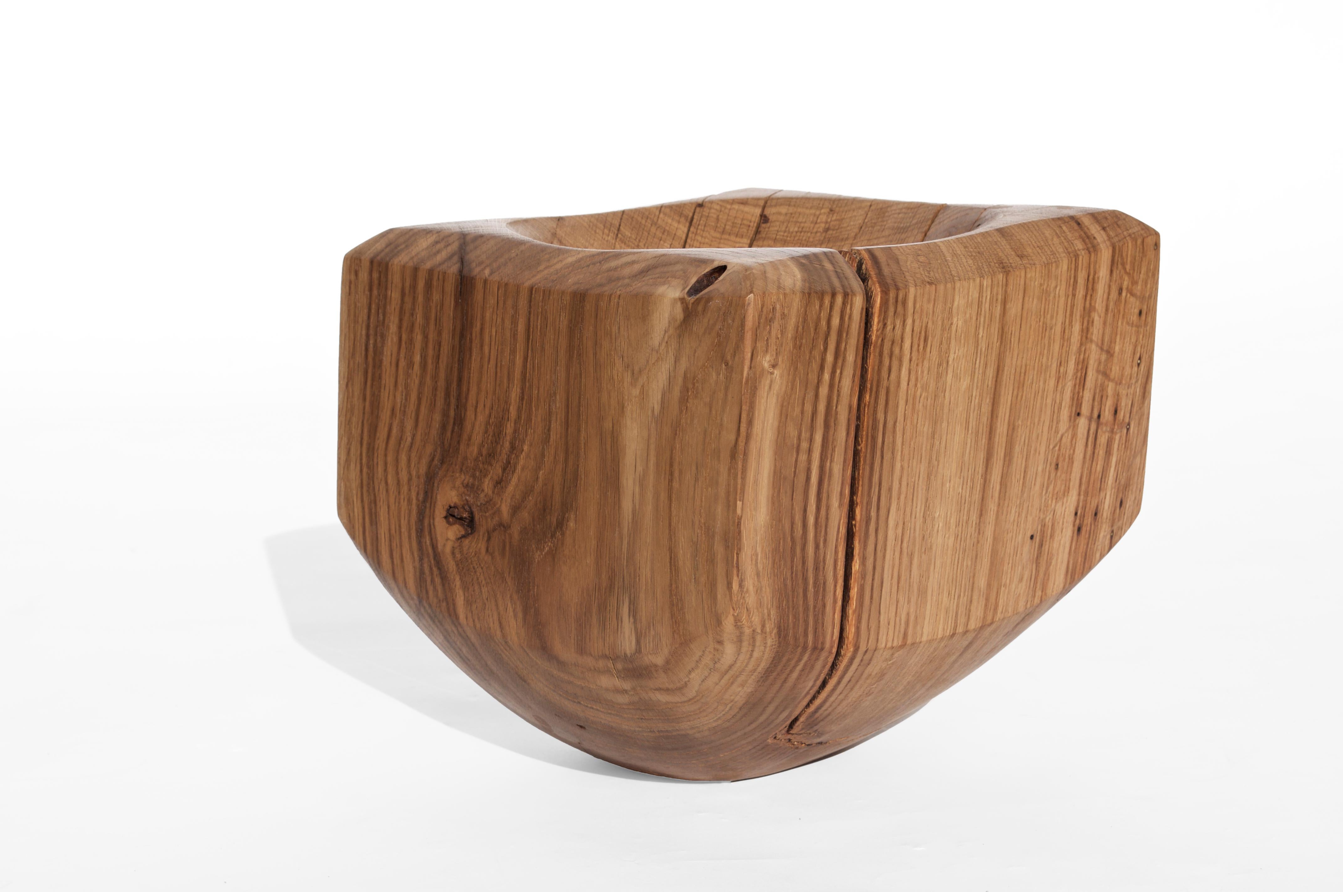 V21184 Vessel in Natural Oak Wood by Jörg Pietschmann For Sale 6