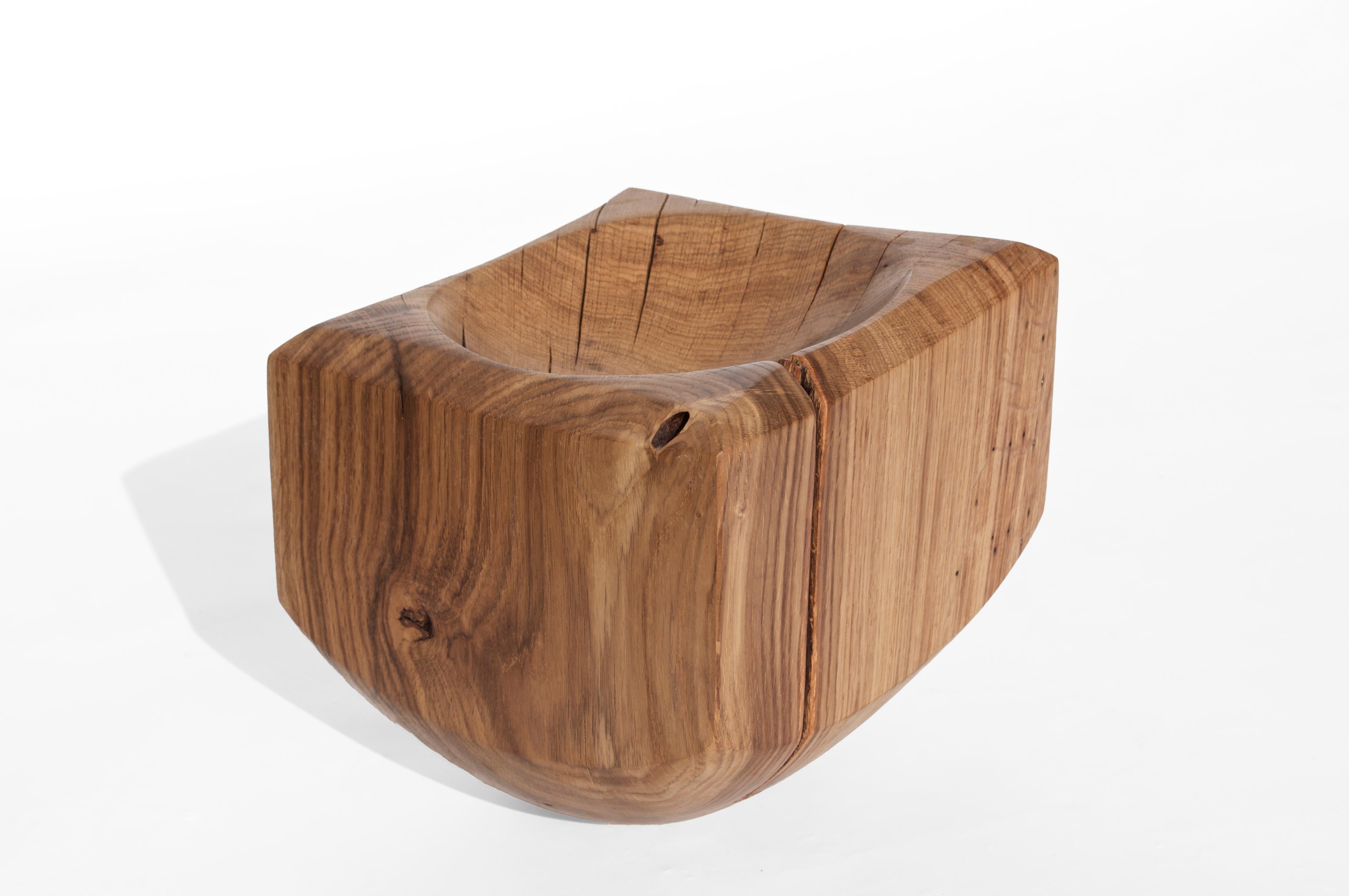 V21184 Vessel in Natural Oak Wood by Jörg Pietschmann For Sale 8