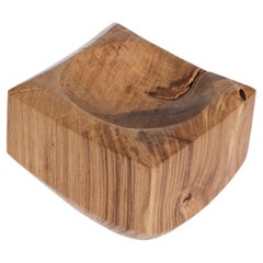 V21184 Vessel in Natural Oak Wood by Jörg Pietschmann