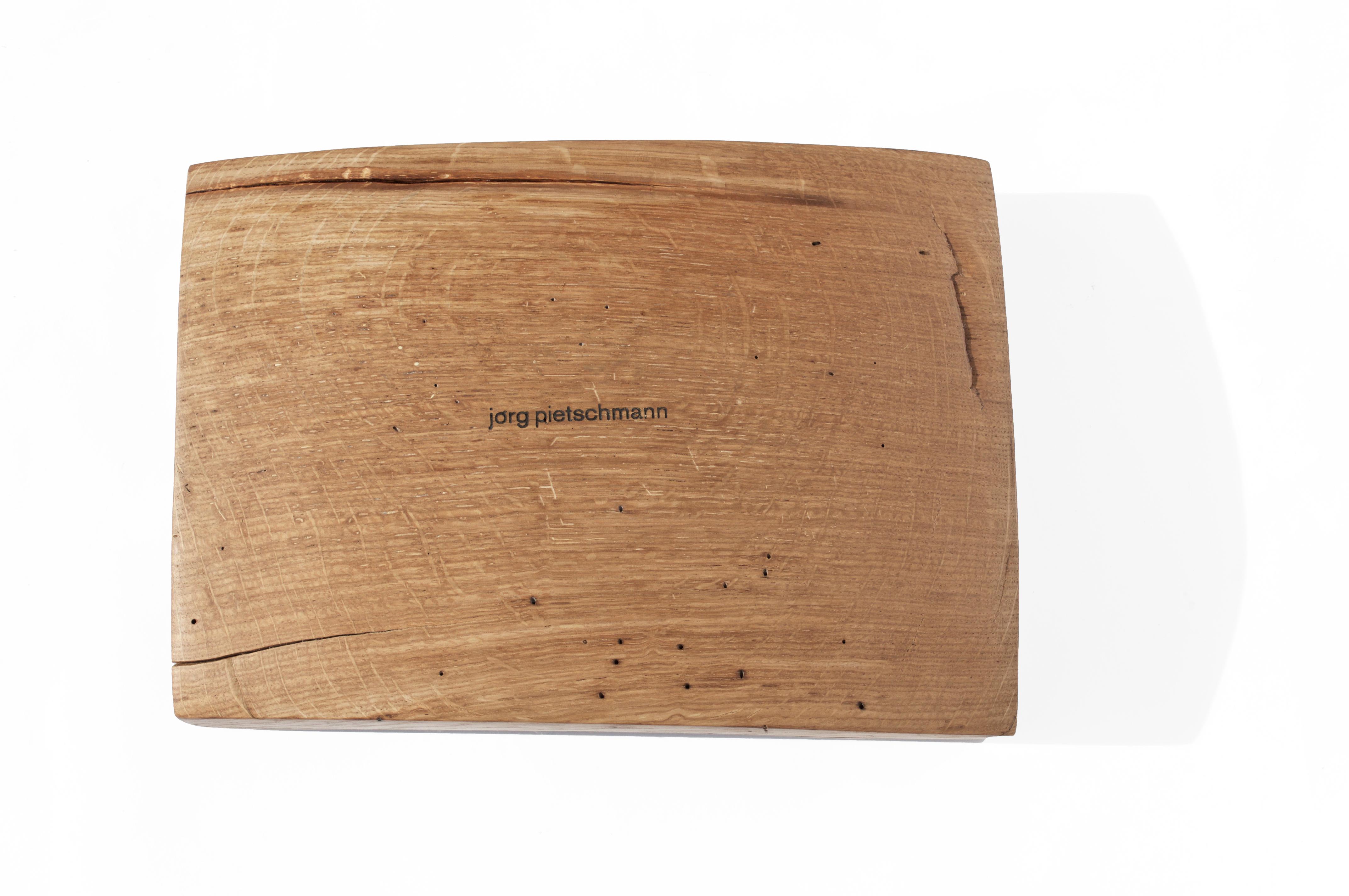 V21204 Vessel in Natural Oak Wood by Jörg Pietschmann In New Condition For Sale In Geneve, CH