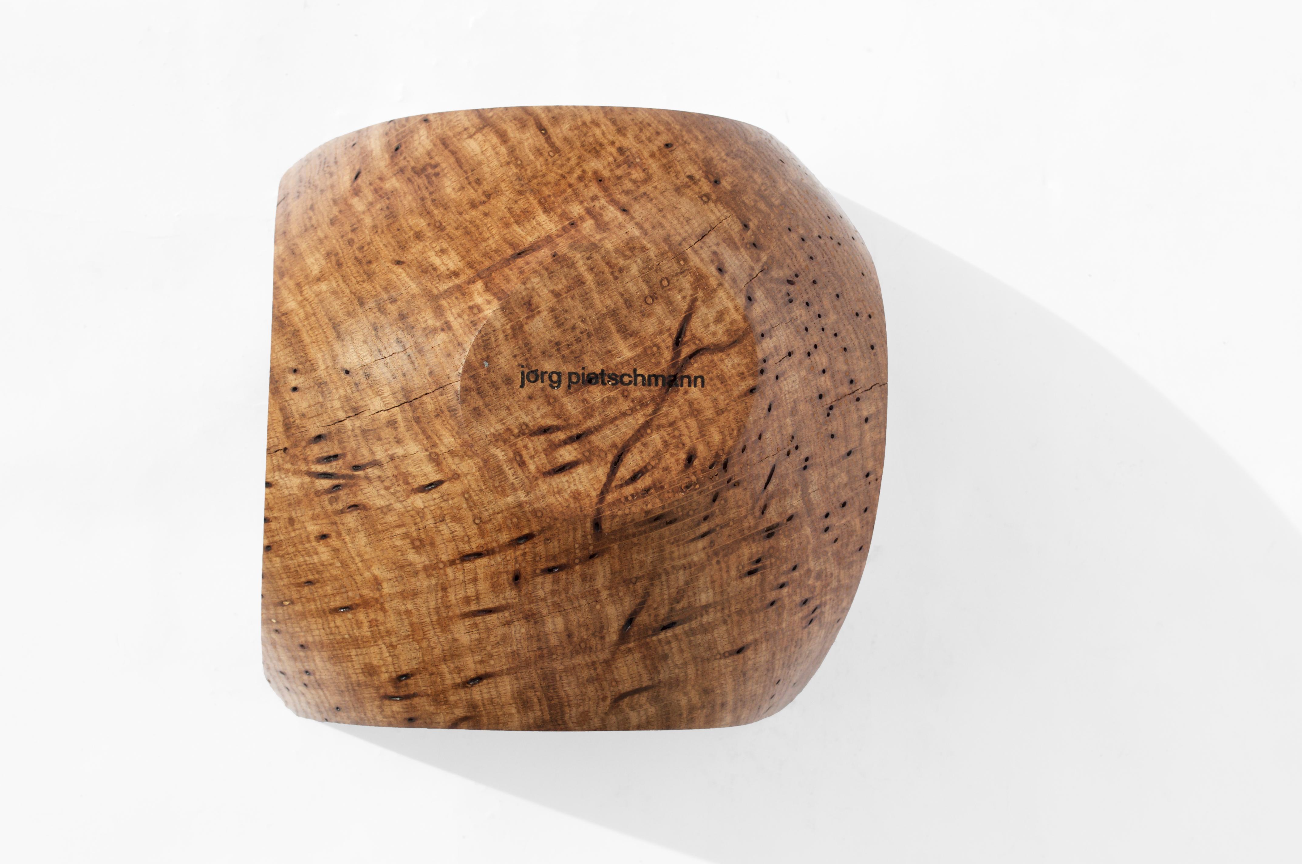 German V21294 Vessel in Natural Oak Wood by Jörg Pietschmann For Sale