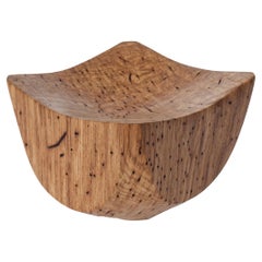 V21294 Vessel in Natural Oak Wood by Jörg Pietschmann