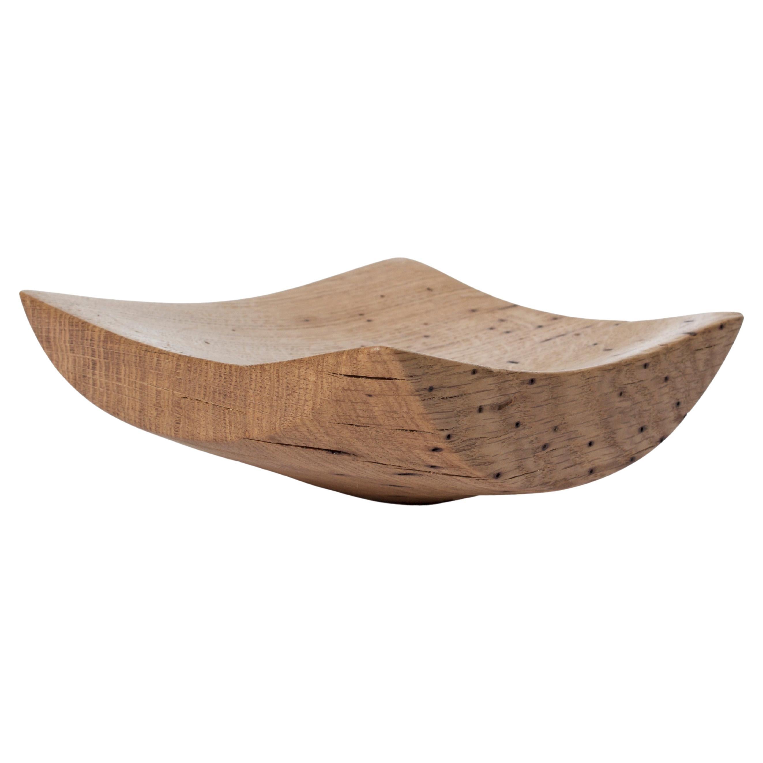 V21314 Vessel in Natural Oak Wood by Jörg Pietschmann