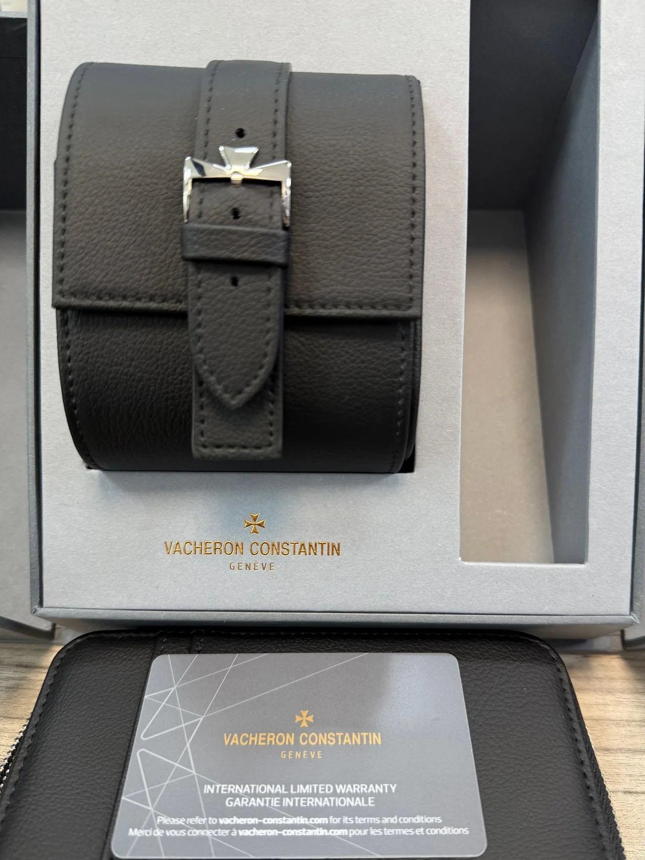 Vacheron Constantin Cadran Bleu Acier Historiques 222 Référence # 4200H/222A-B934 en vente 10