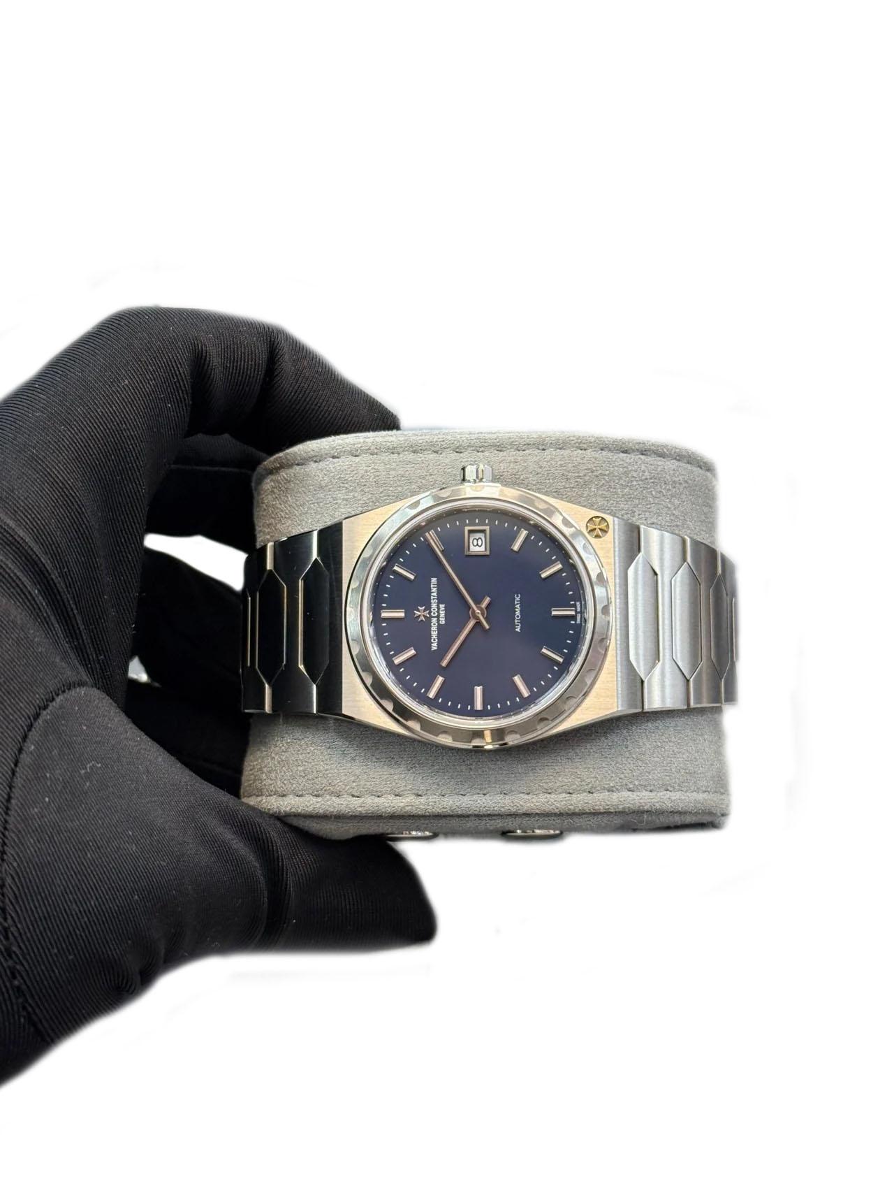 Vacheron Constantin Cadran Bleu Acier Historiques 222 Référence # 4200H/222A-B934 Neuf - En vente à New York, NY